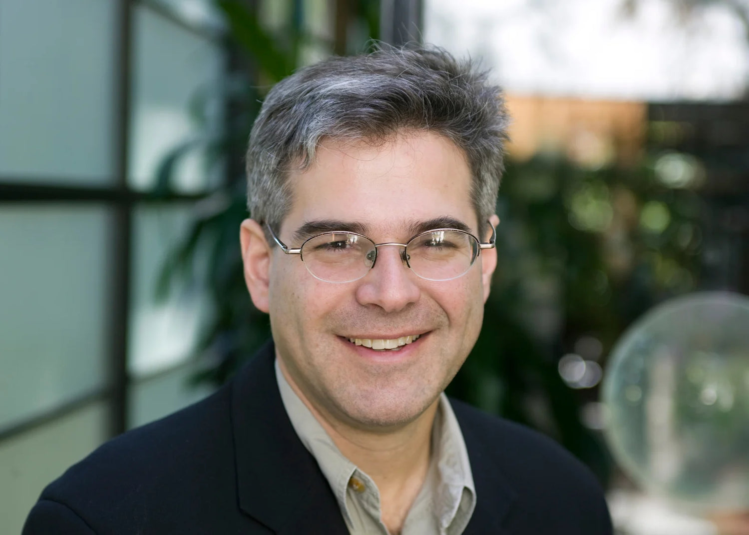 Eames Demetrios despre creațiile Charles și Ray Eames