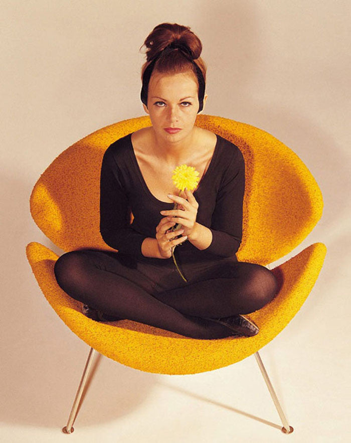 Despre feminitate în design