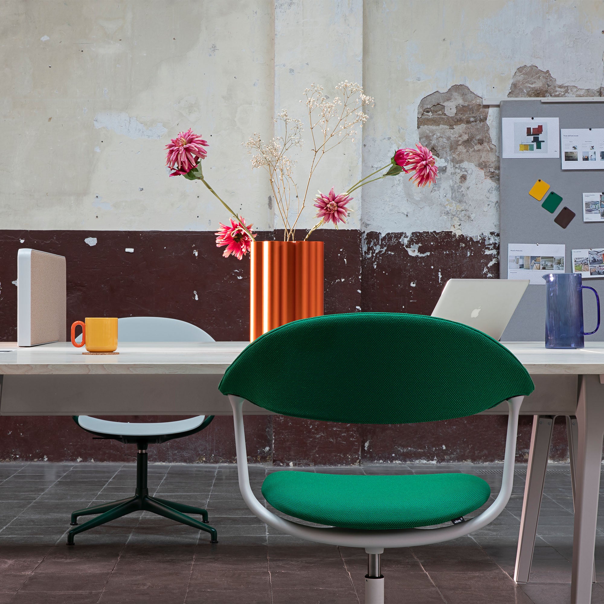 Mynt, scaun de birou cu șezut și spătar tapițat