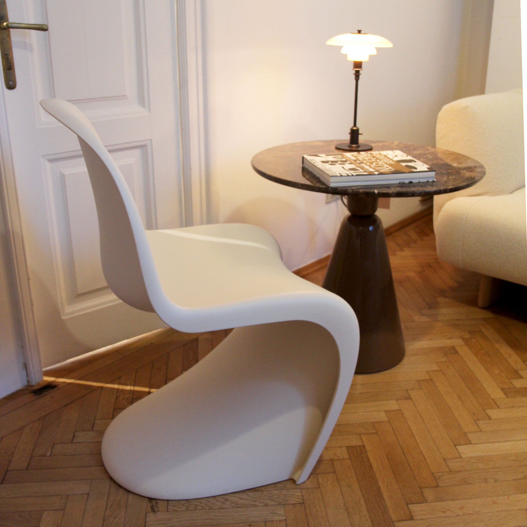 Panton Chair Ivory, scaun din plastic Limited Edition