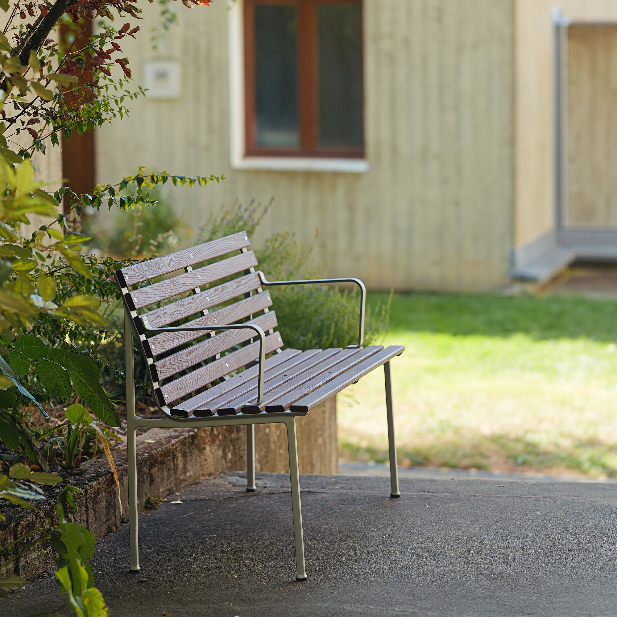 Traverse Dining Bench with Arm, banchetă cu cotiere