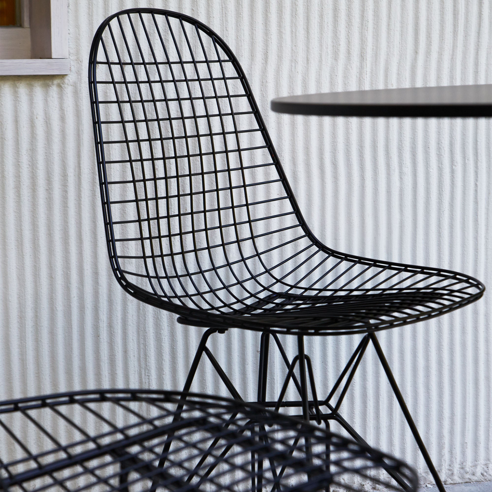 Eames Wire DKR scaun