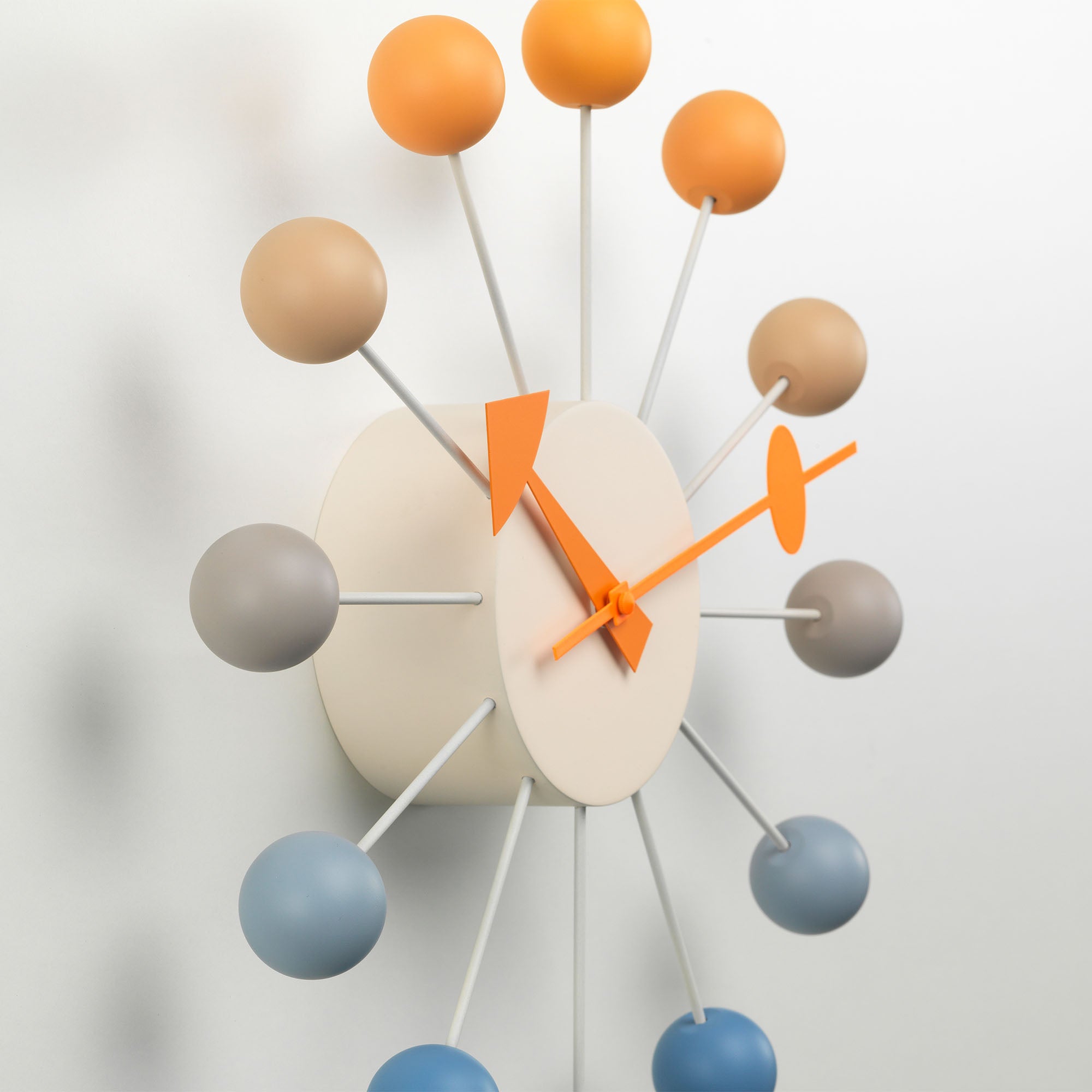 Ball Clock Sunrise ediție limitată, ceas de perete