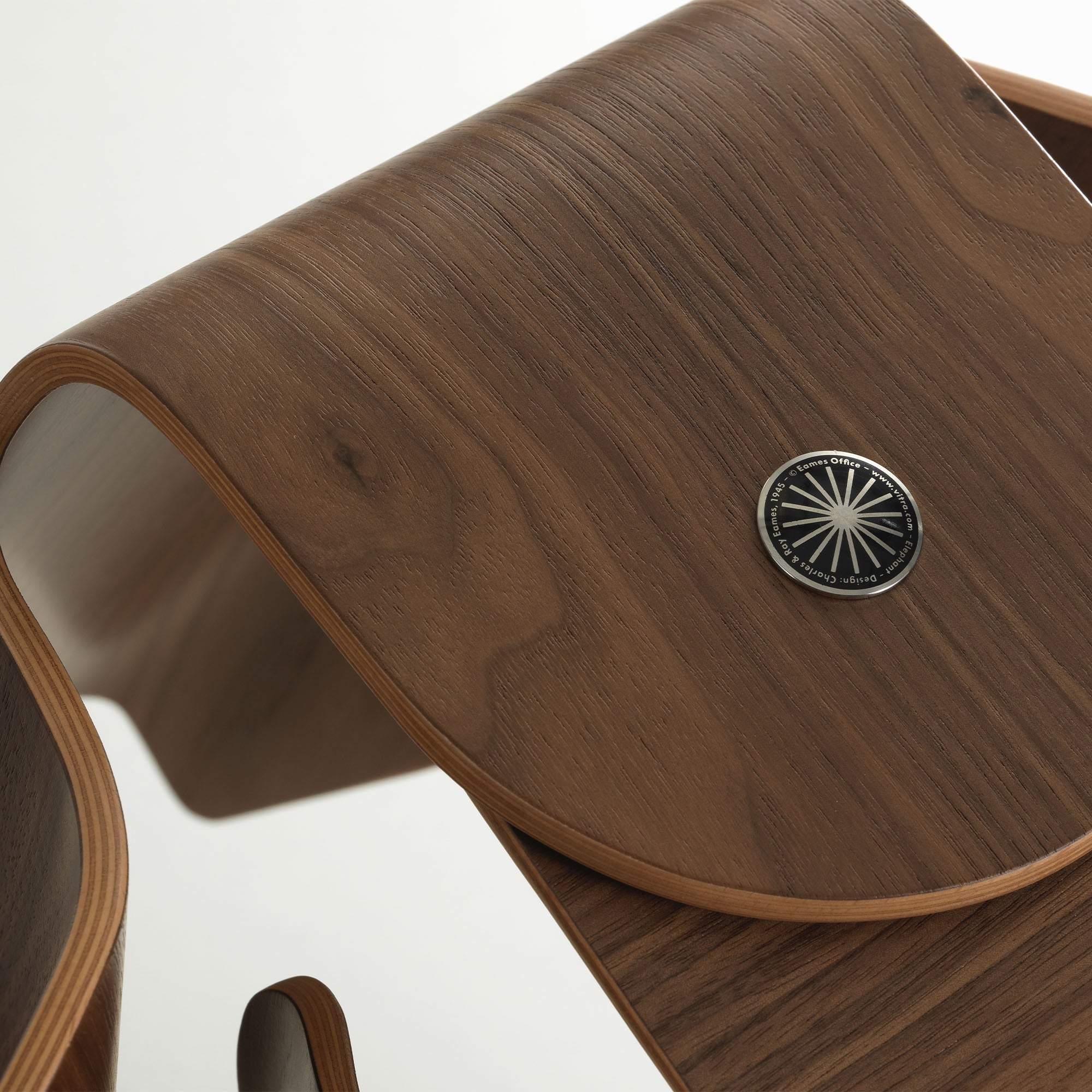 Eames Elephant plywood M