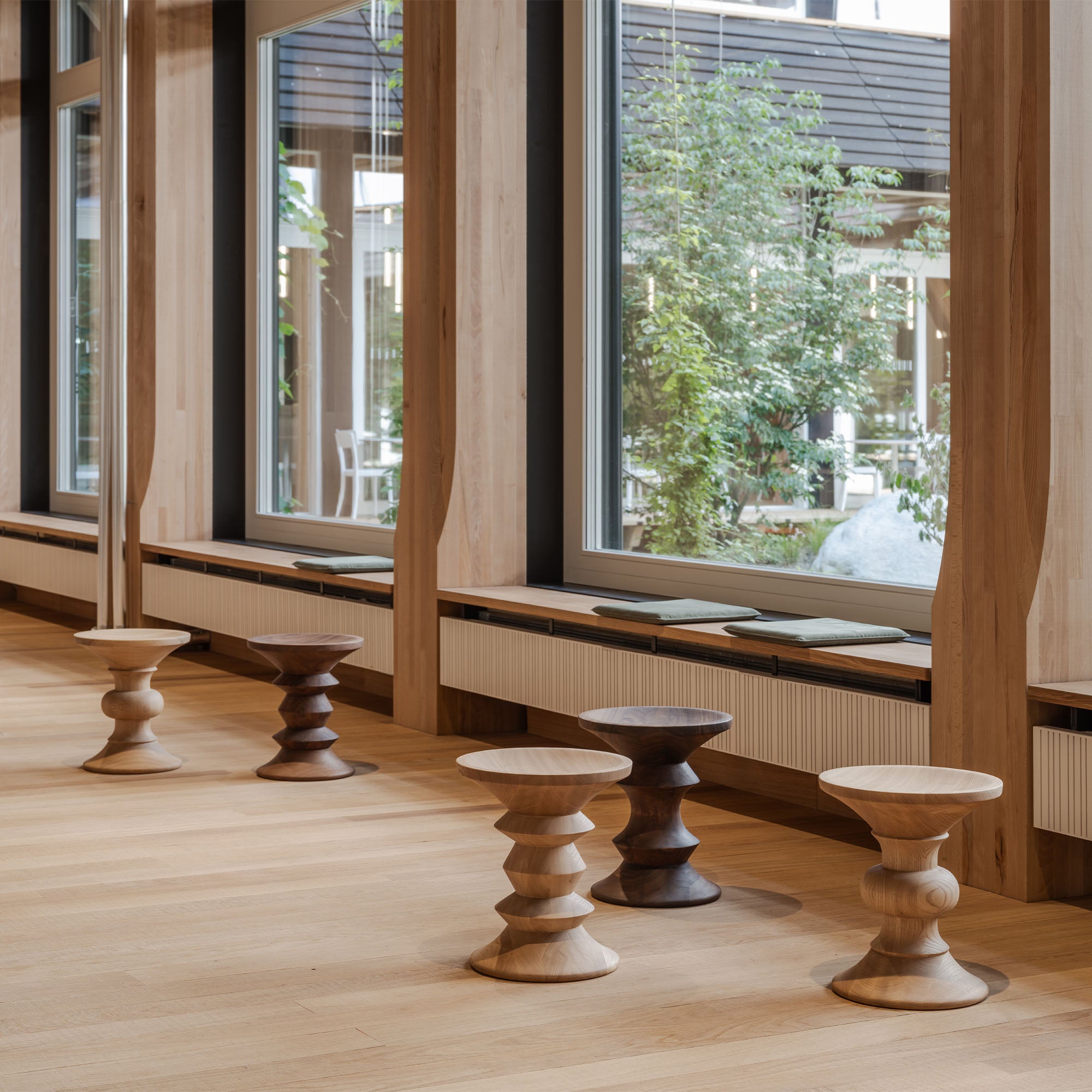 Stool Model A, taburet