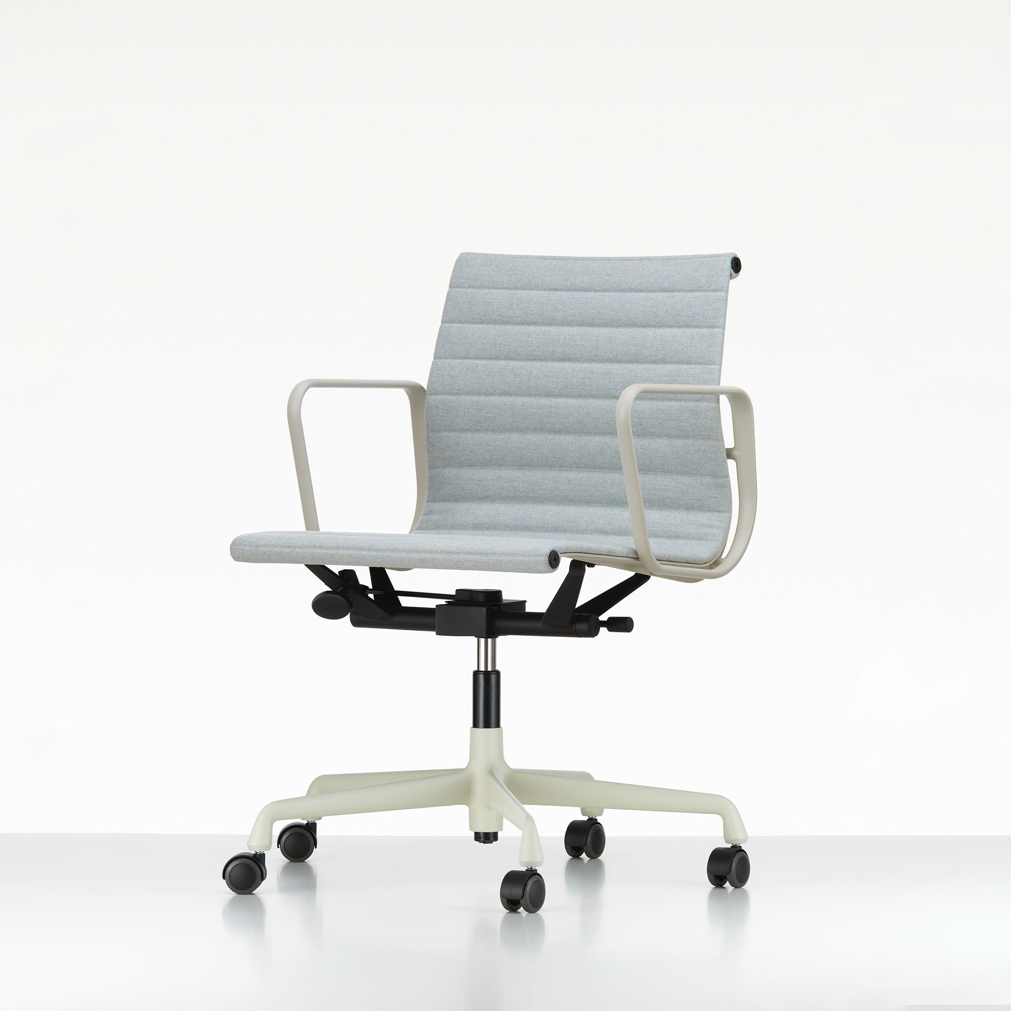 Aluminium EA 117 scaun de birou