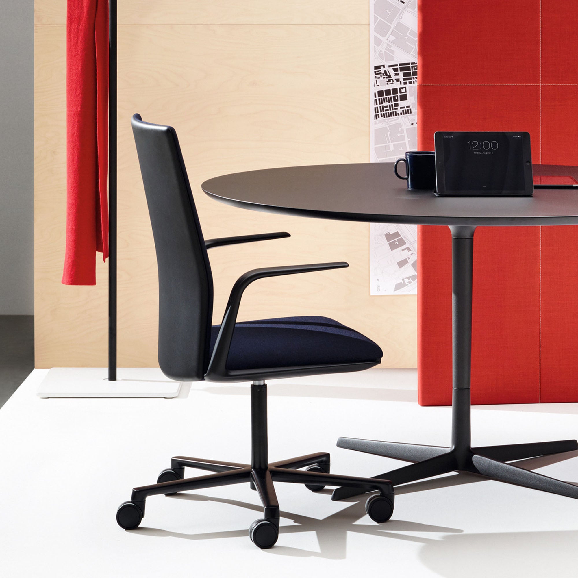 Kinesit 4858, scaun de birou