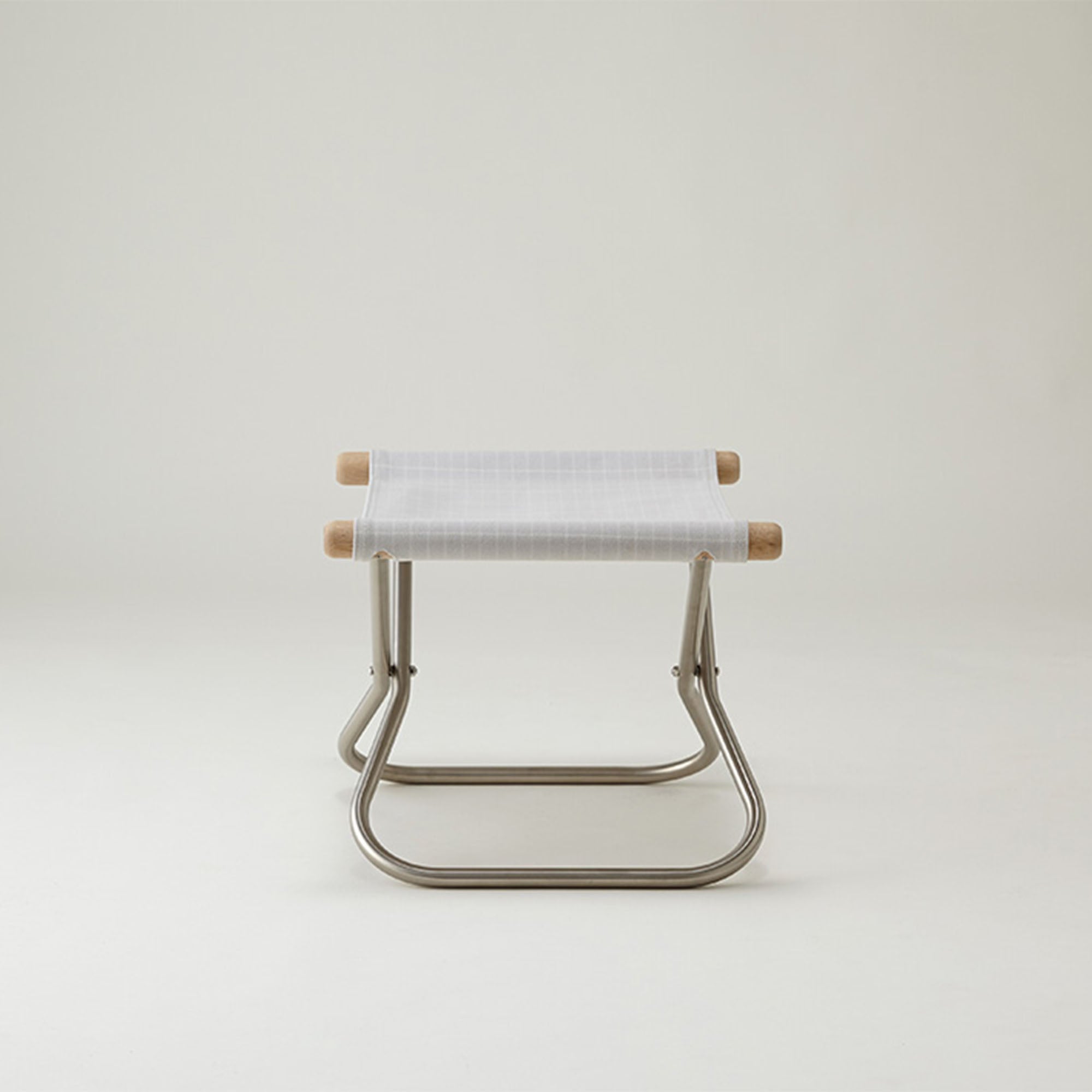 Nychair X Shikiri Ottoman, otoman pliabil