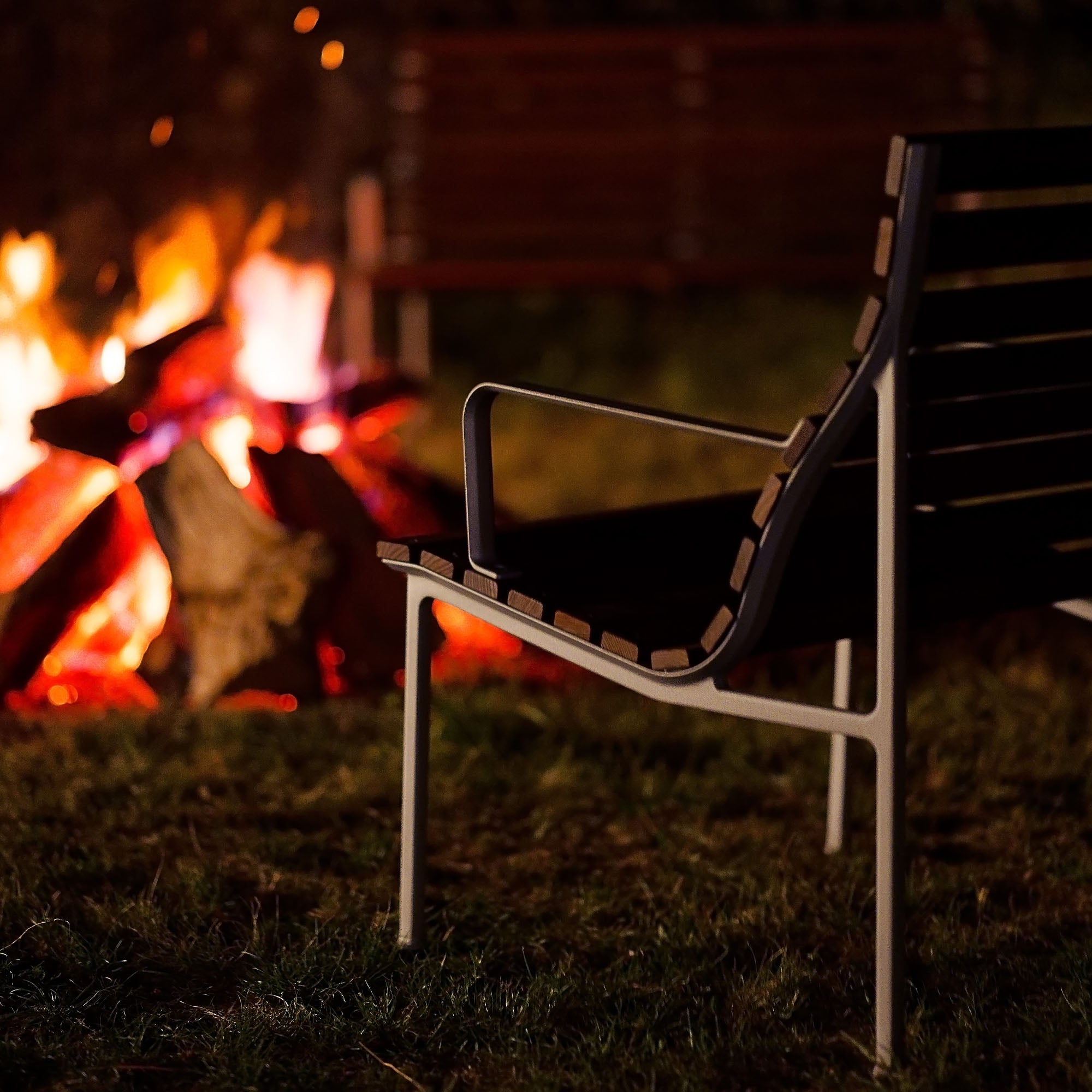 Traverse Lounge Armchair, fotoliu de exterior cu cotiere