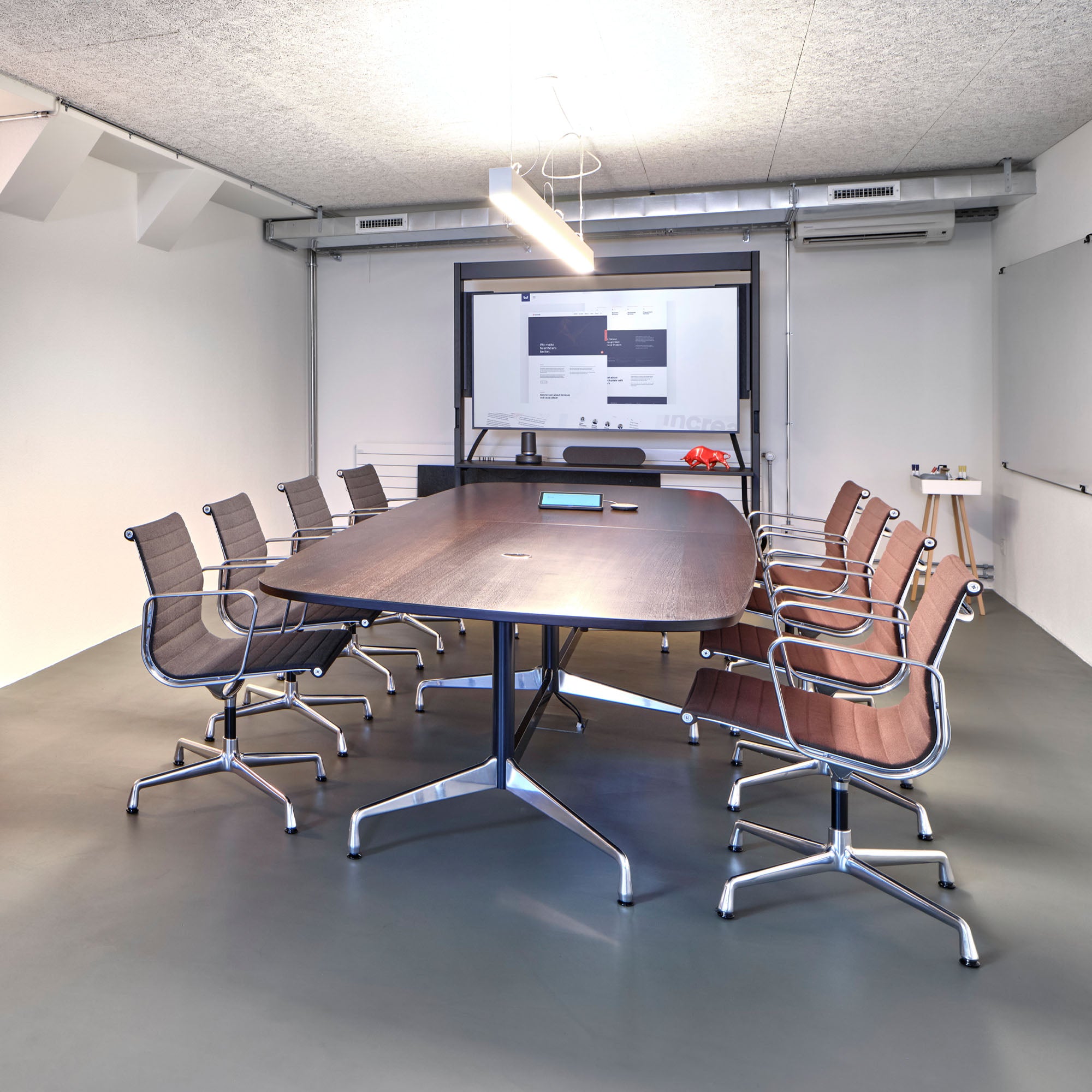 Aluminium EA 107 scaun de birou cu bază fixă