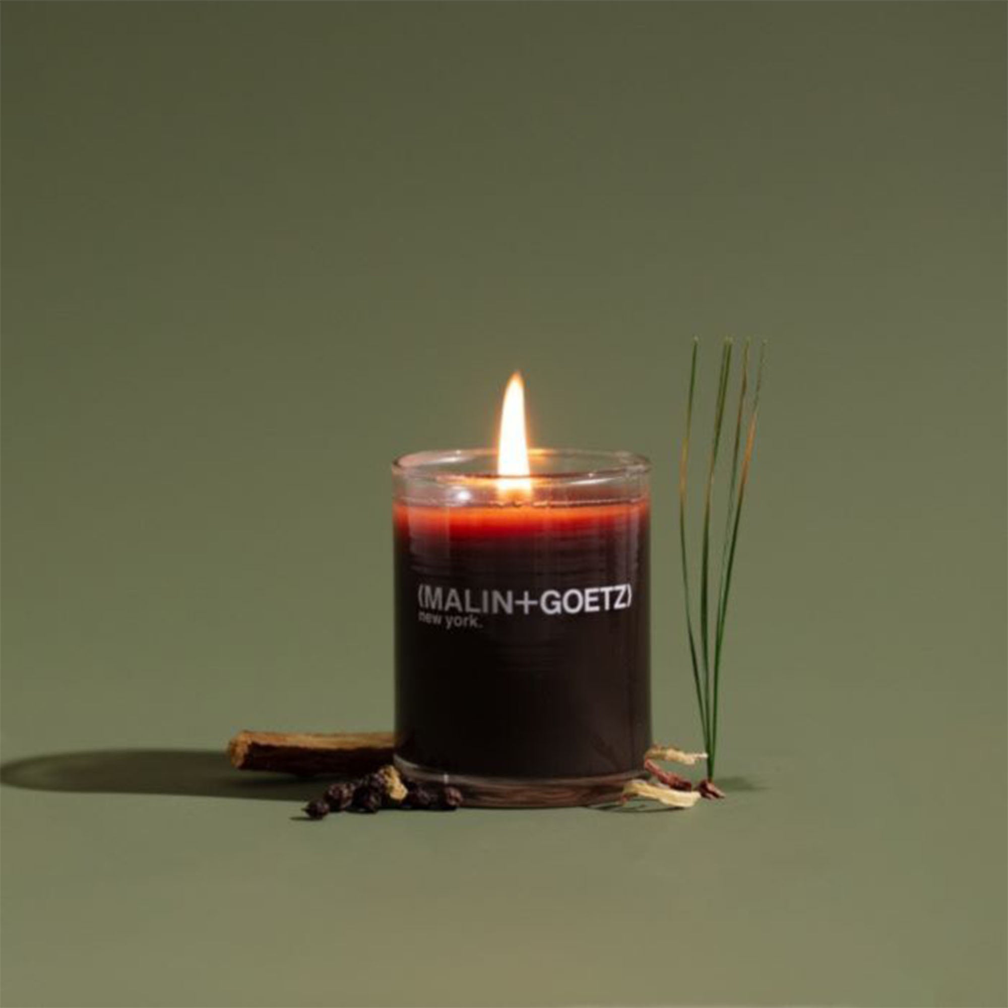 Cannabis Votive Candle, lumânare parfumată mică
