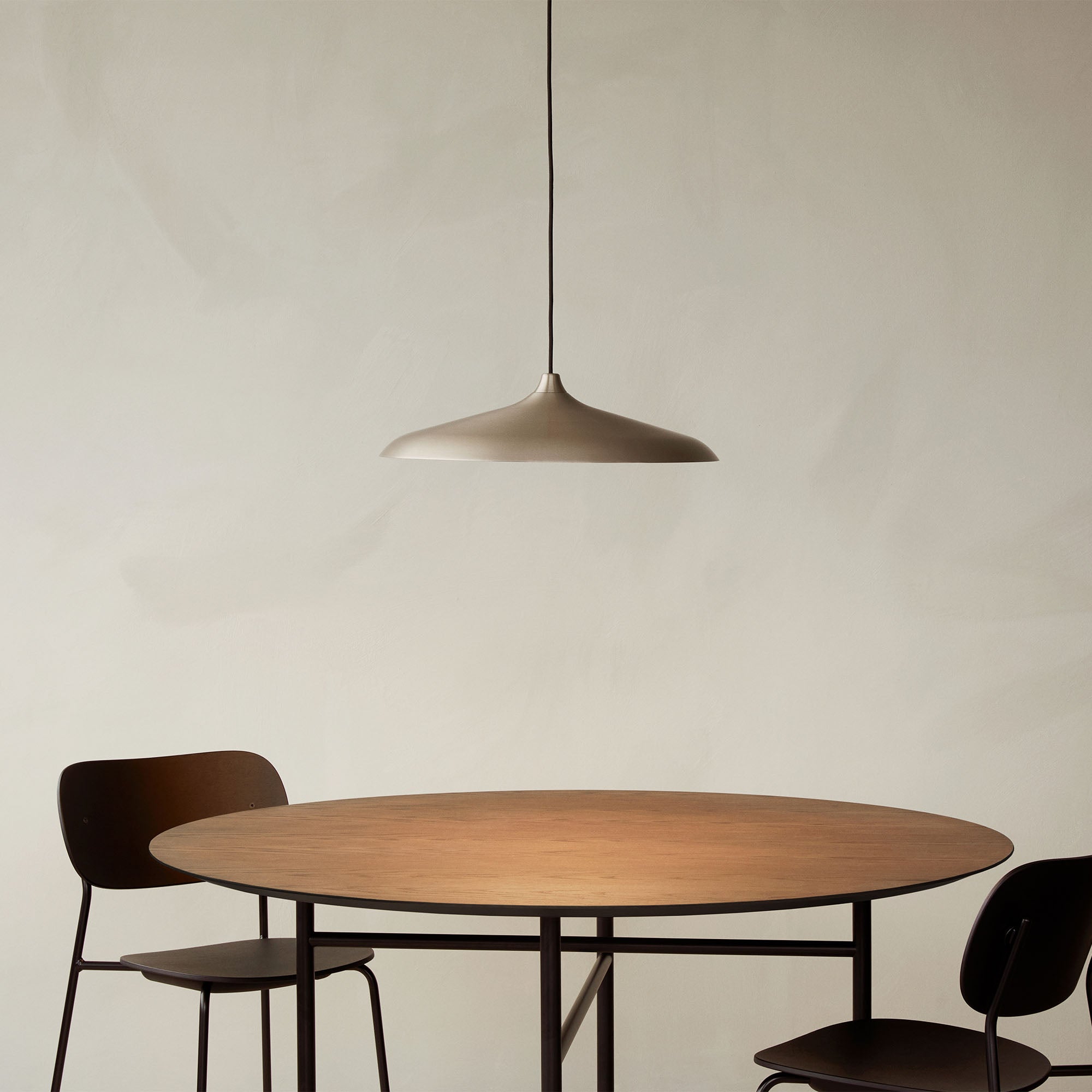 Snaregade masă de dining Ø 120cm