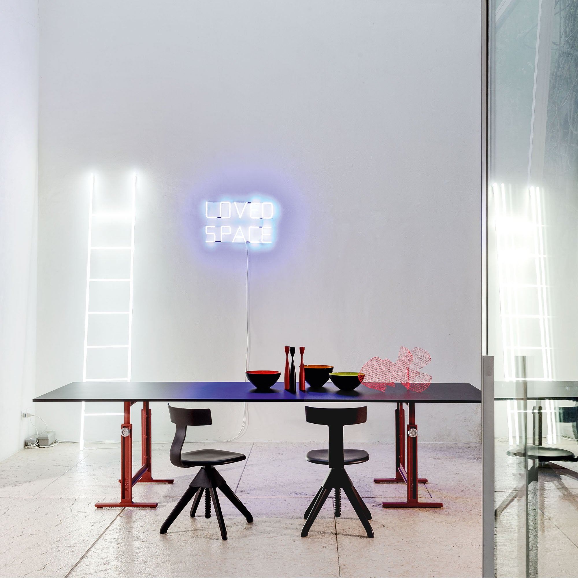Brut Table, masă cu înălțime ajustabilă 280x95 cm