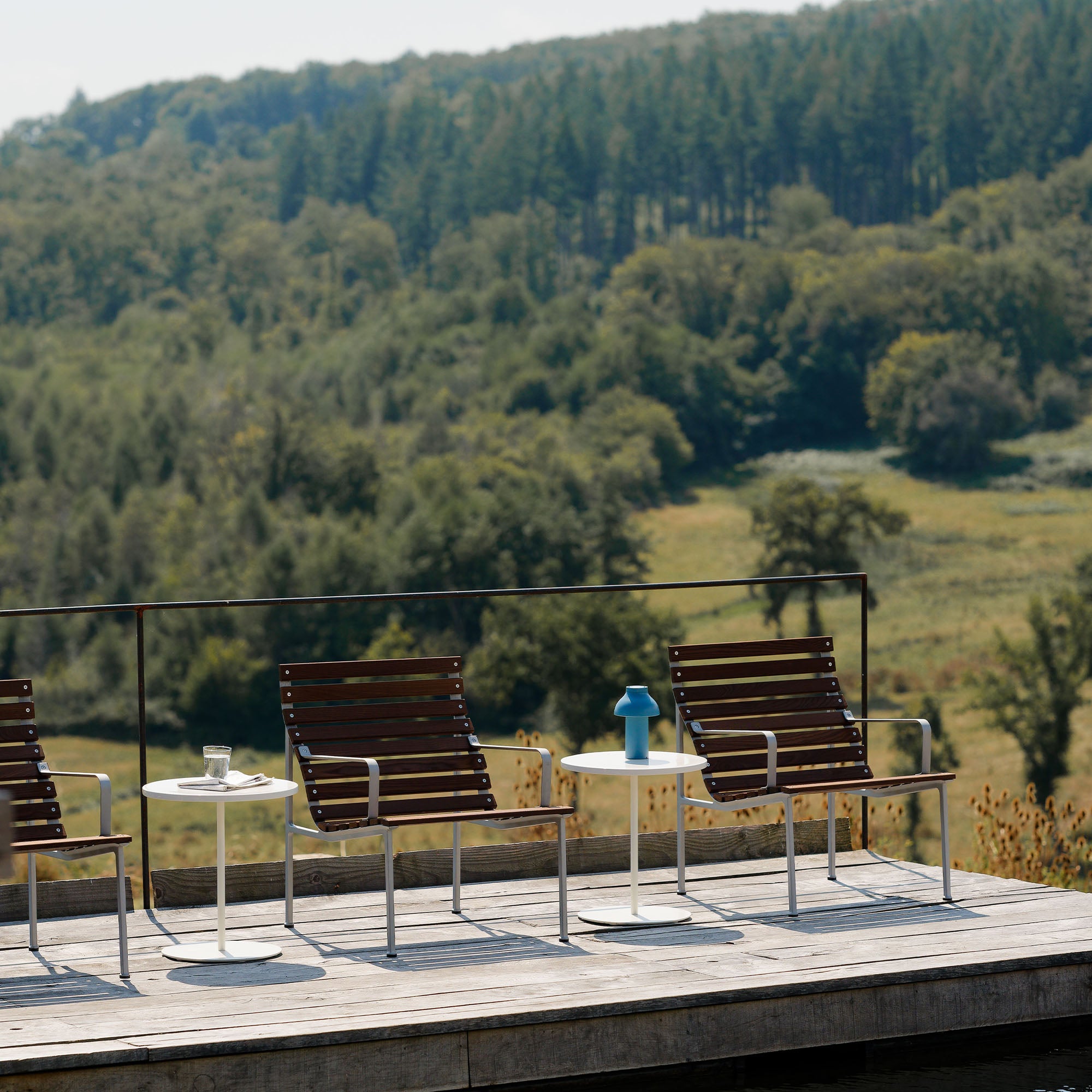 Traverse Lounge Armchair, fotoliu de exterior cu cotiere
