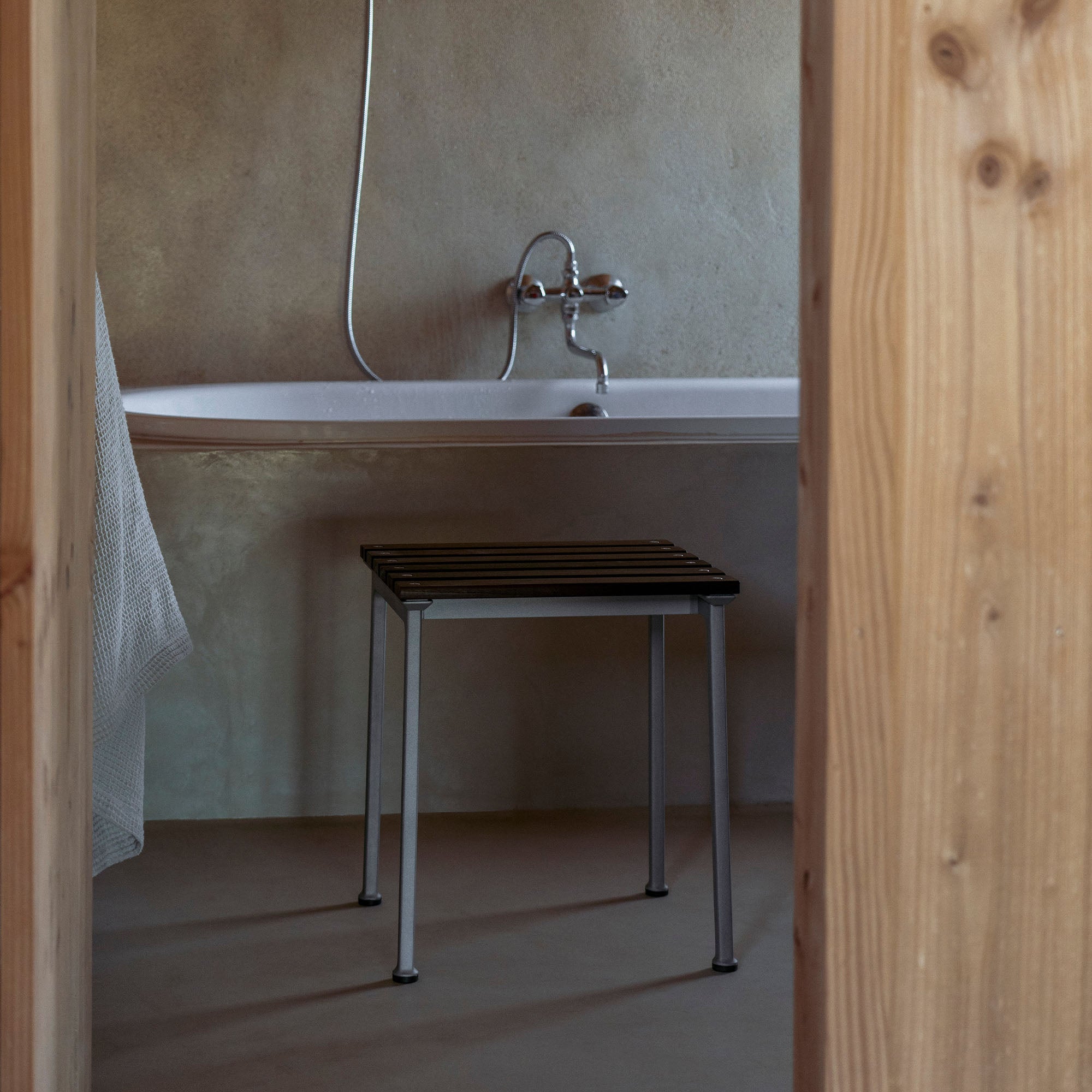 Traverse Stool, taburet