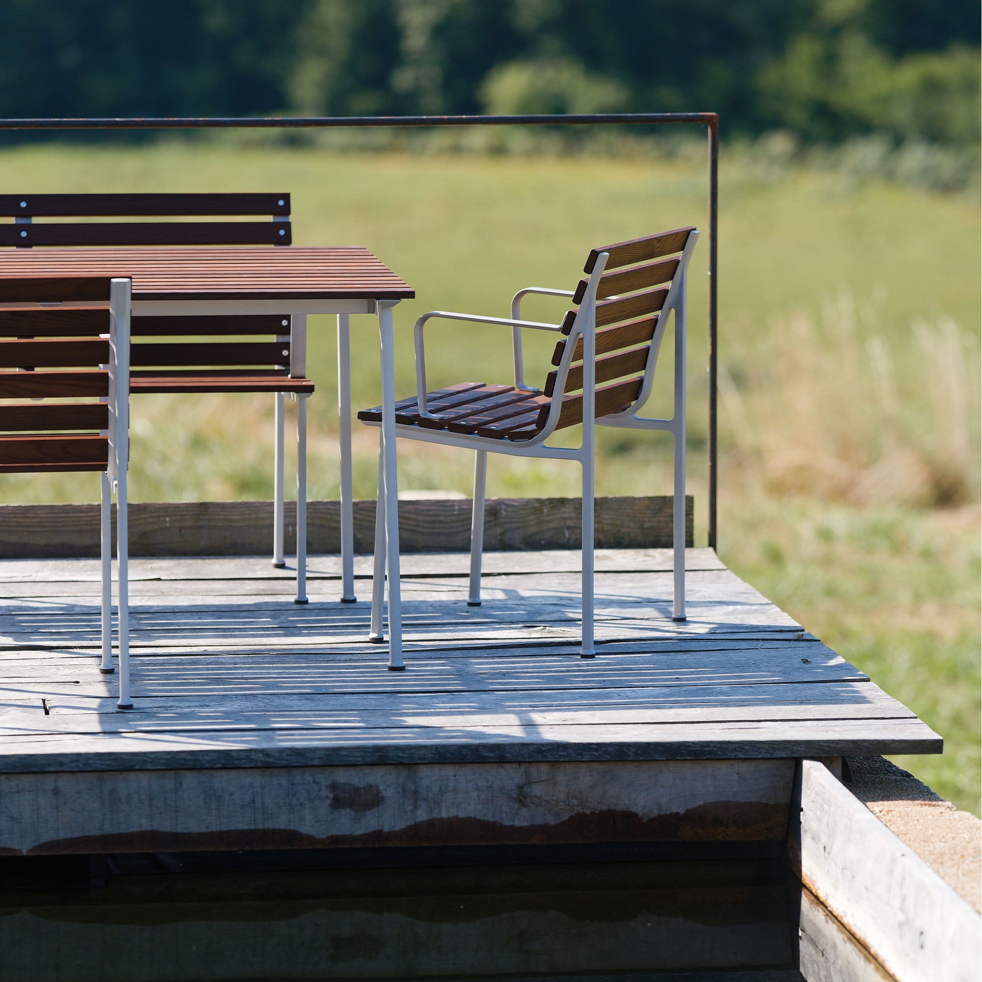 Traverse Armchair, scaun de exterior cu cotiere