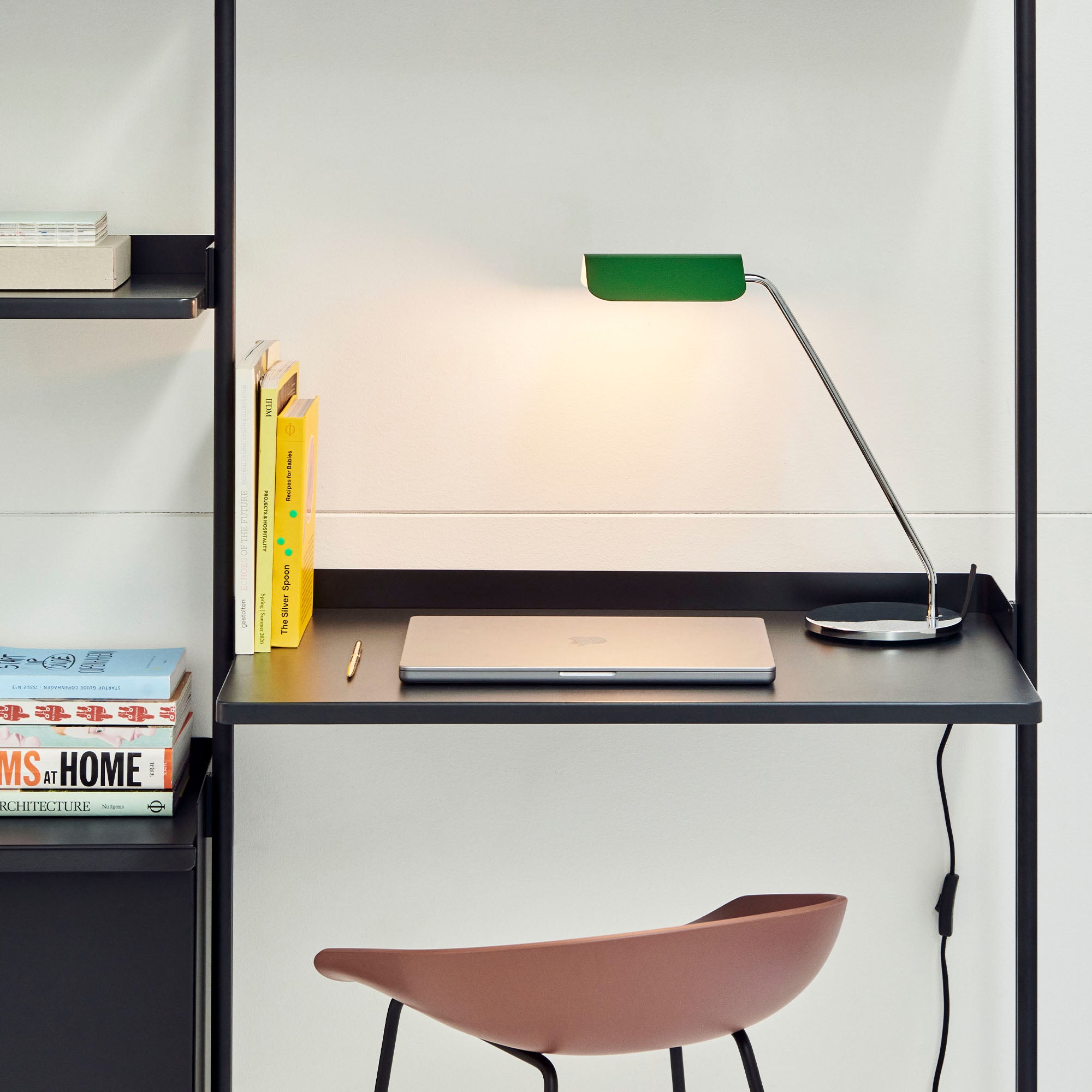 Apex Desk Lamp, lampă de birou