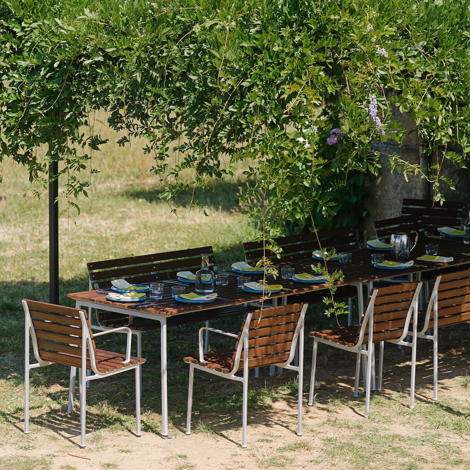Traverse Table, masă de exterior 140x83 cm