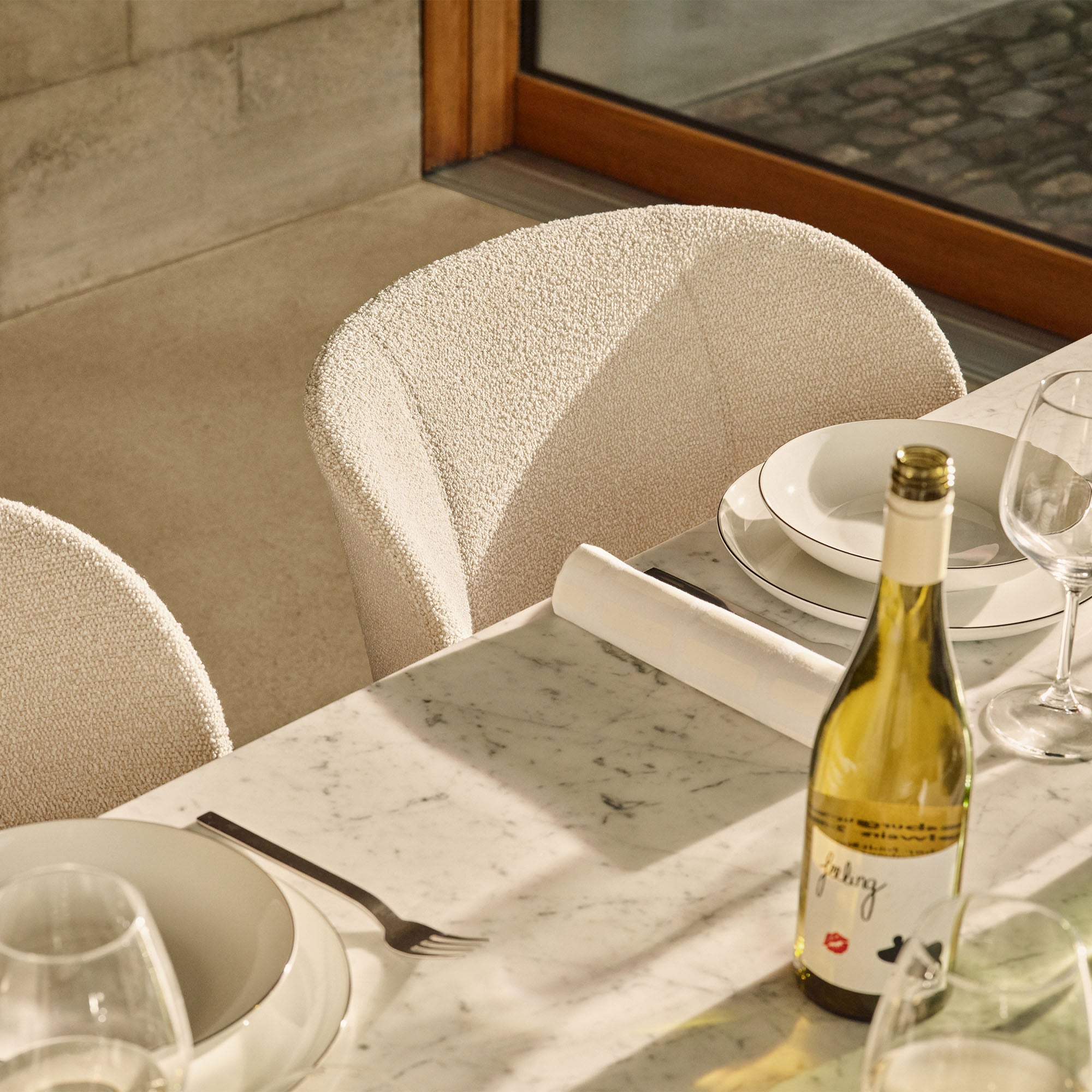 Mikado Side Chair, scaun de dining tapițat cu picioare lemn
