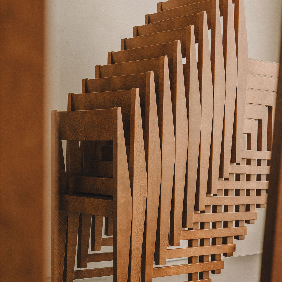 Chair 01, scaun din lemn