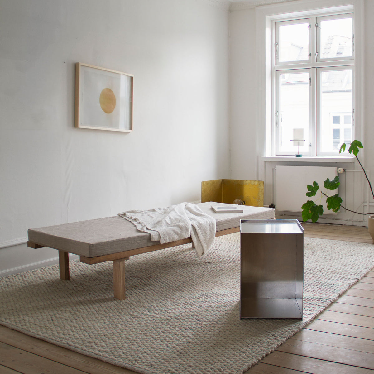 Rivet Box Table Aluminium, măsuță ocazională