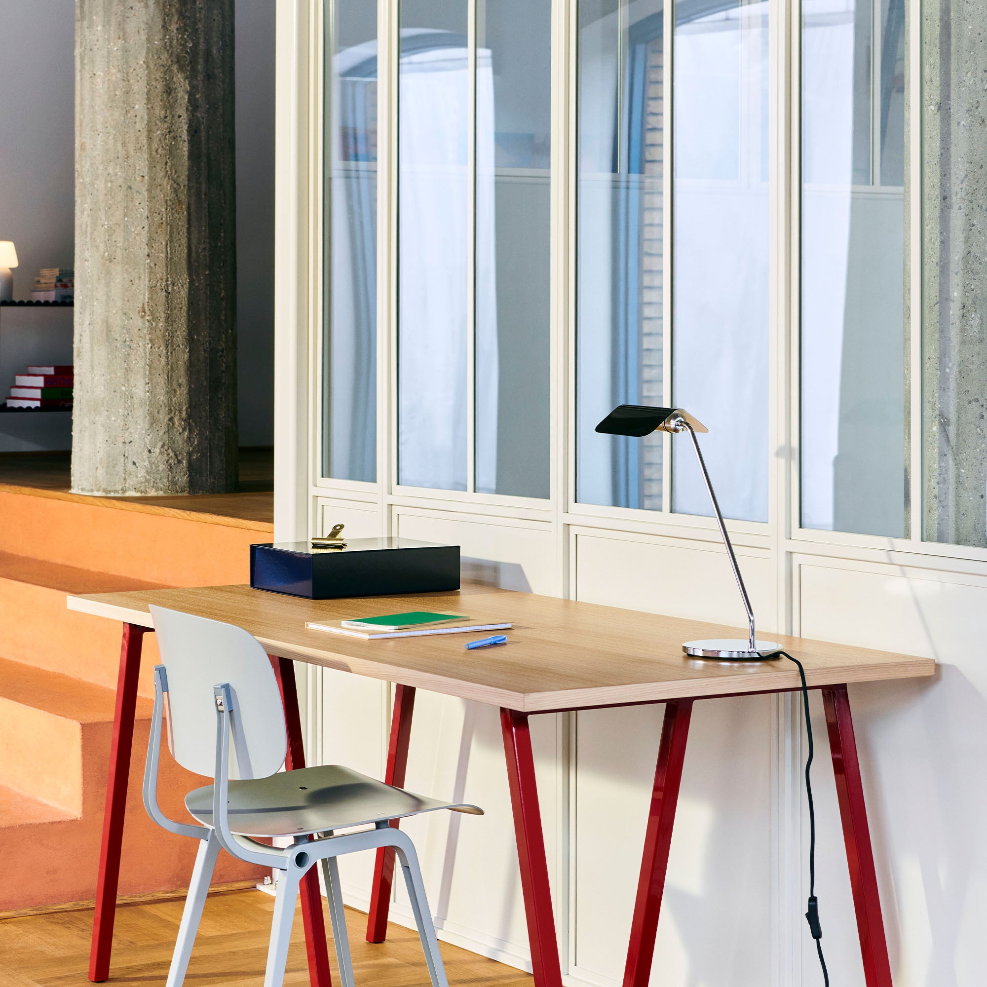 Apex Desk Lamp, lampă de birou