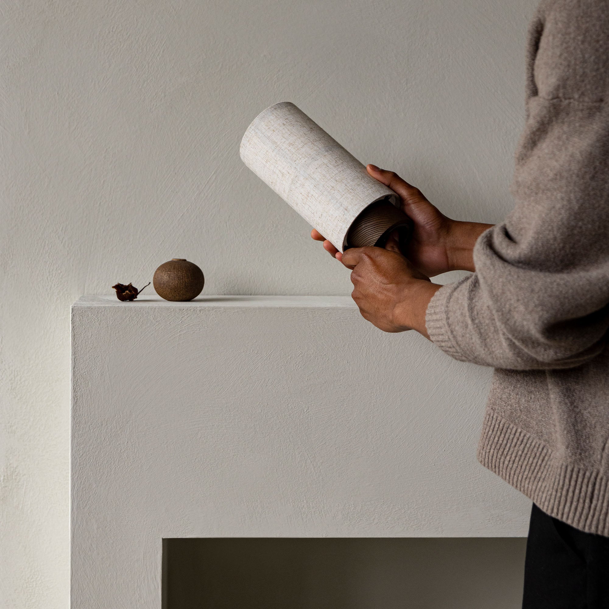 Hashira Table Lamp, lampă portabilă