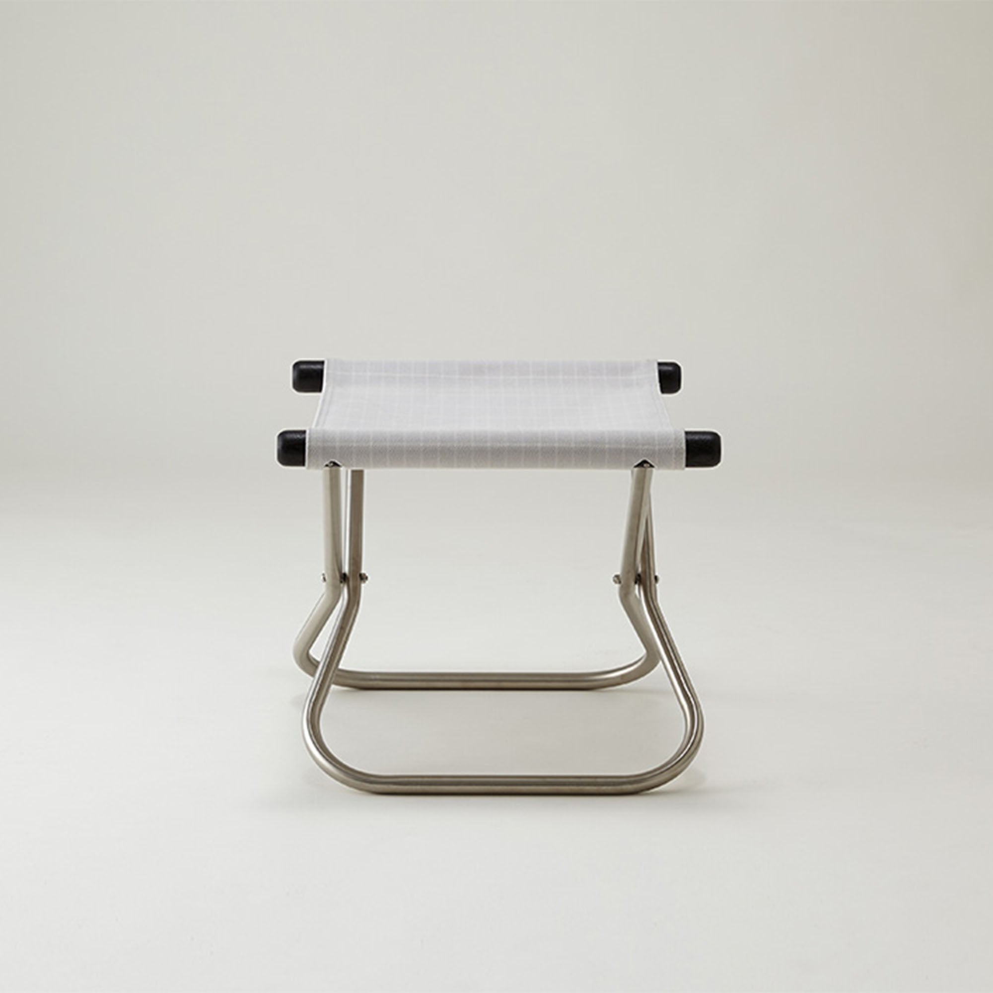Nychair X Shikiri Ottoman, otoman pliabil