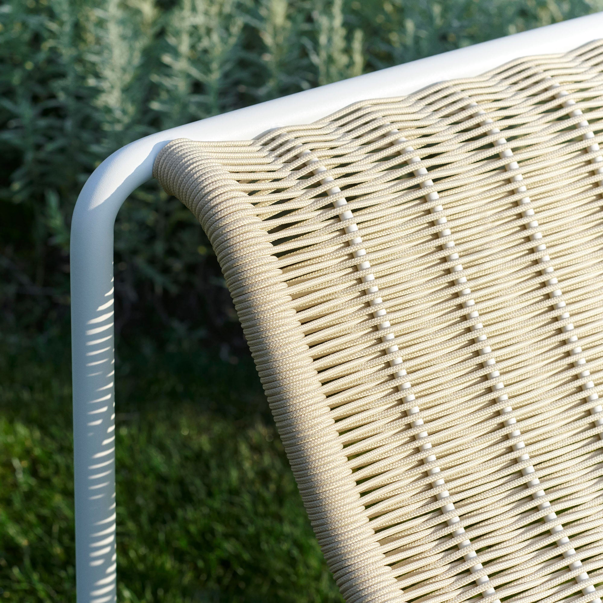 Palissade Cord Chaise Longue, șezlong de metal