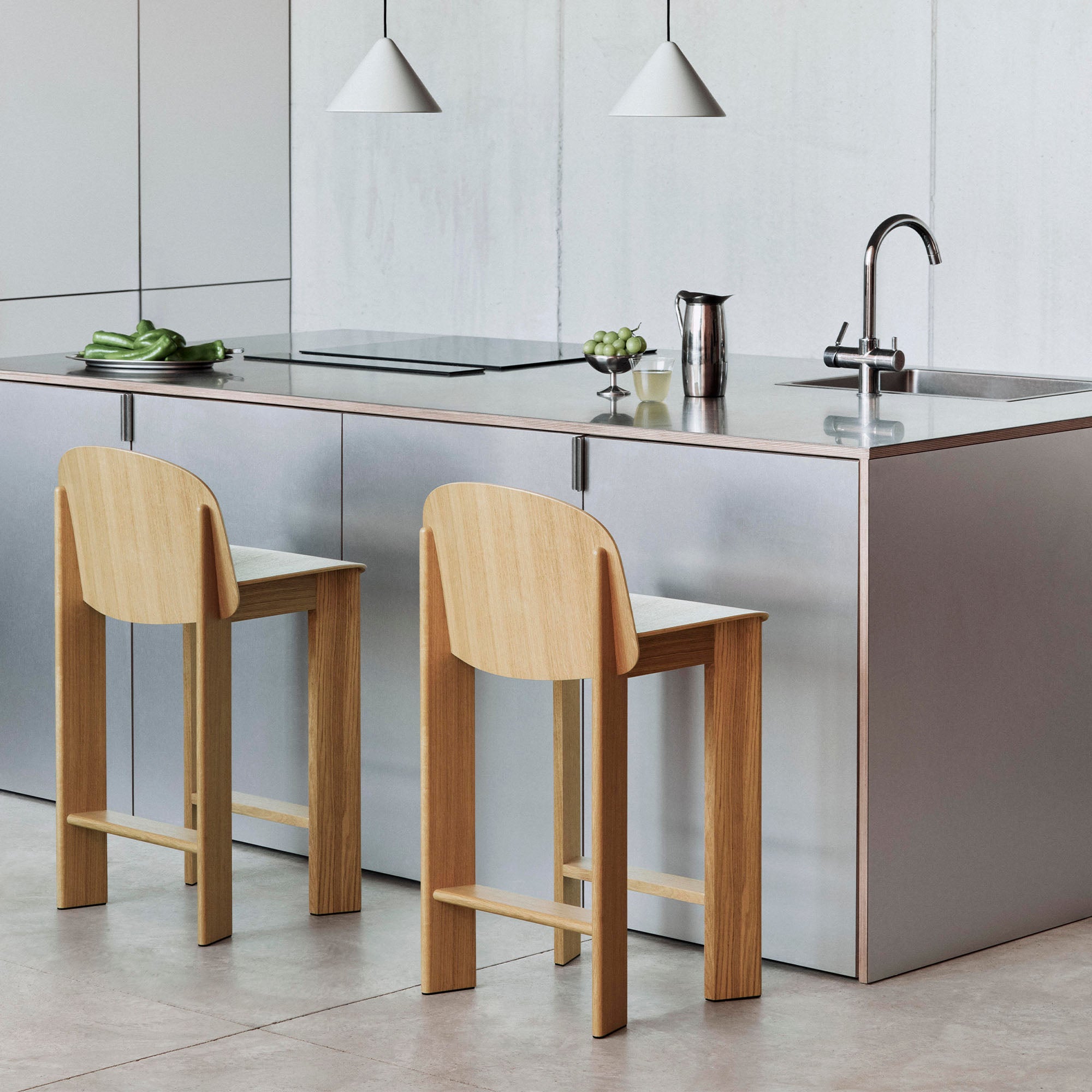 Chisel 35 Bar Stool High, scaun de bar din lemn H75