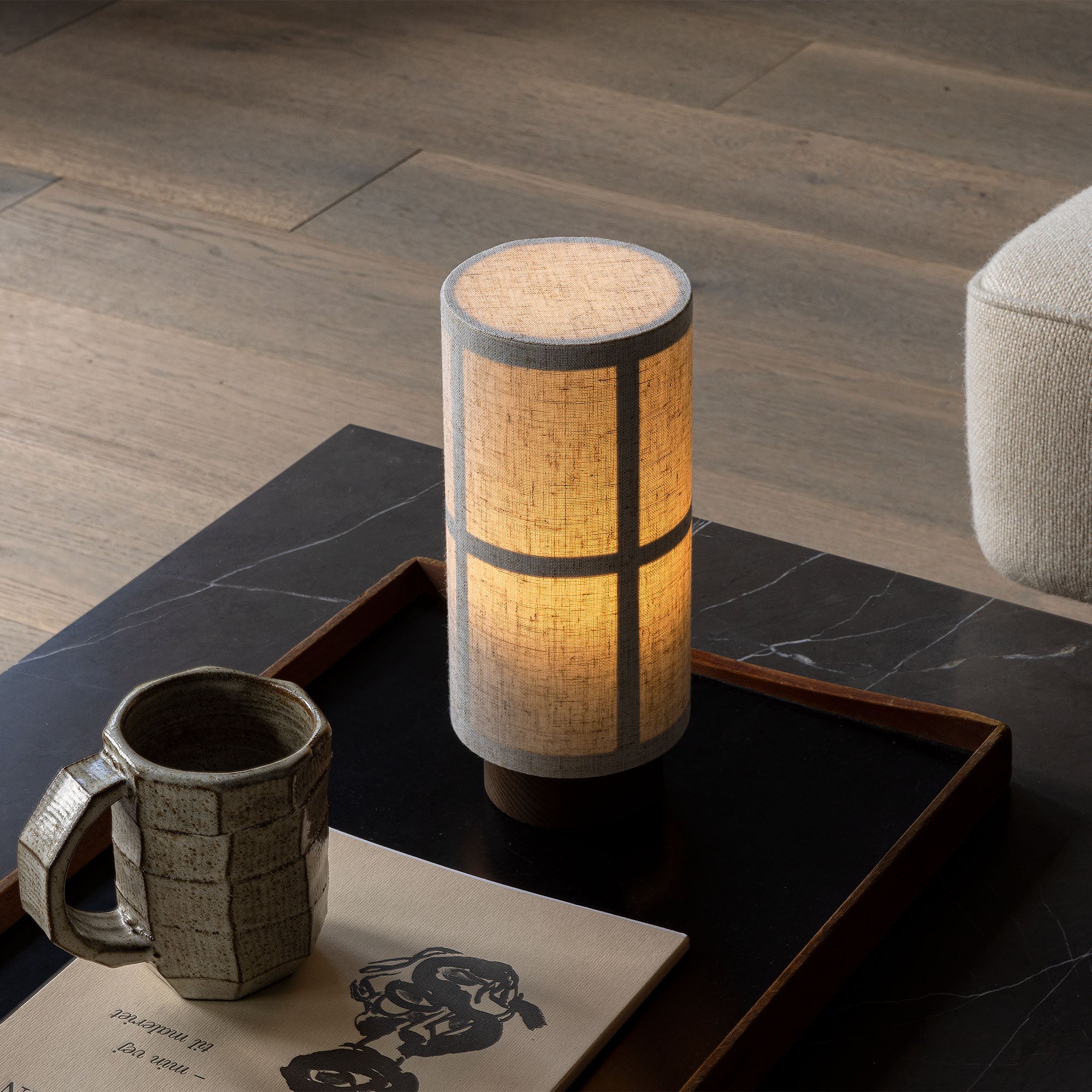 Hashira Table Lamp, lampă portabilă