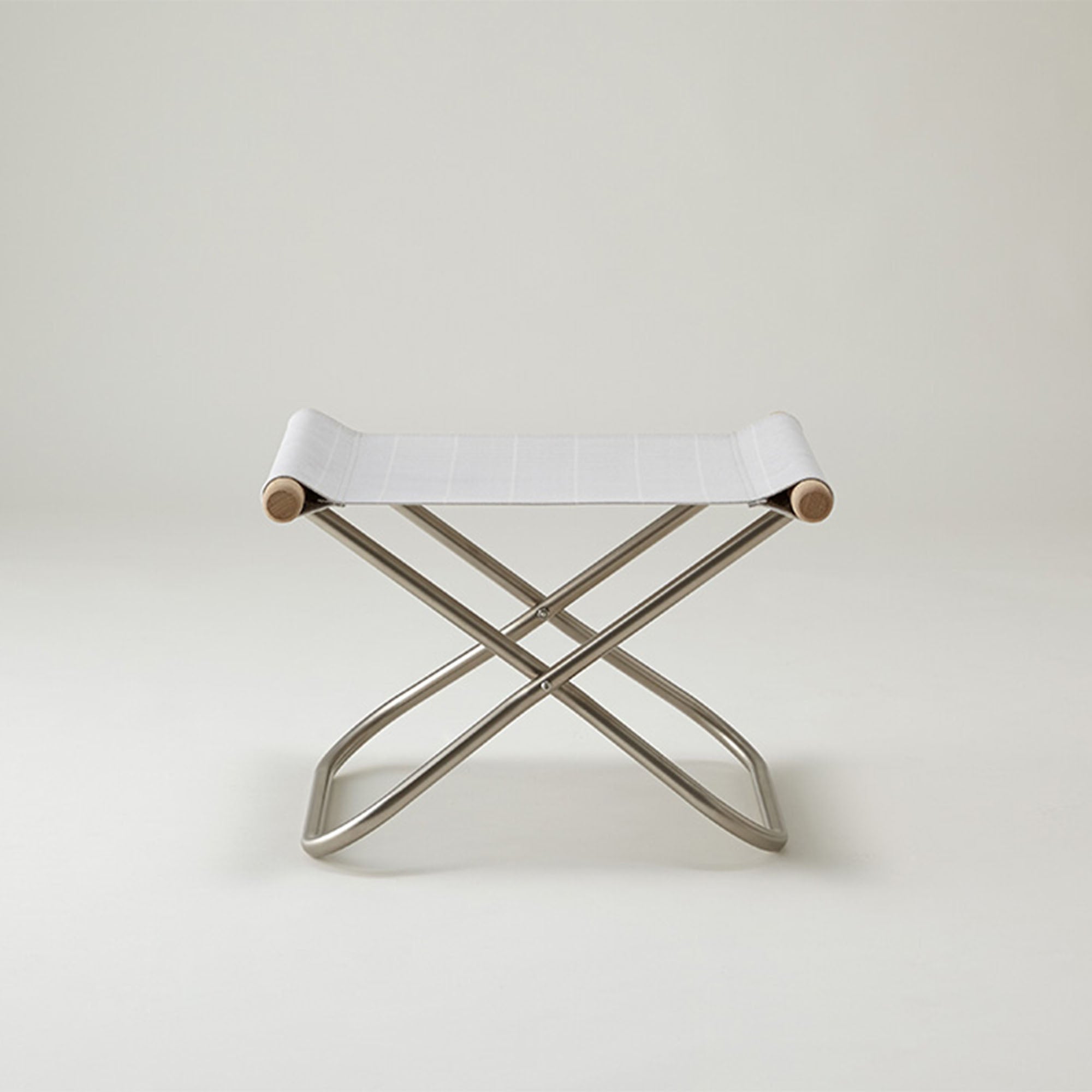 Nychair X Shikiri Ottoman, otoman pliabil