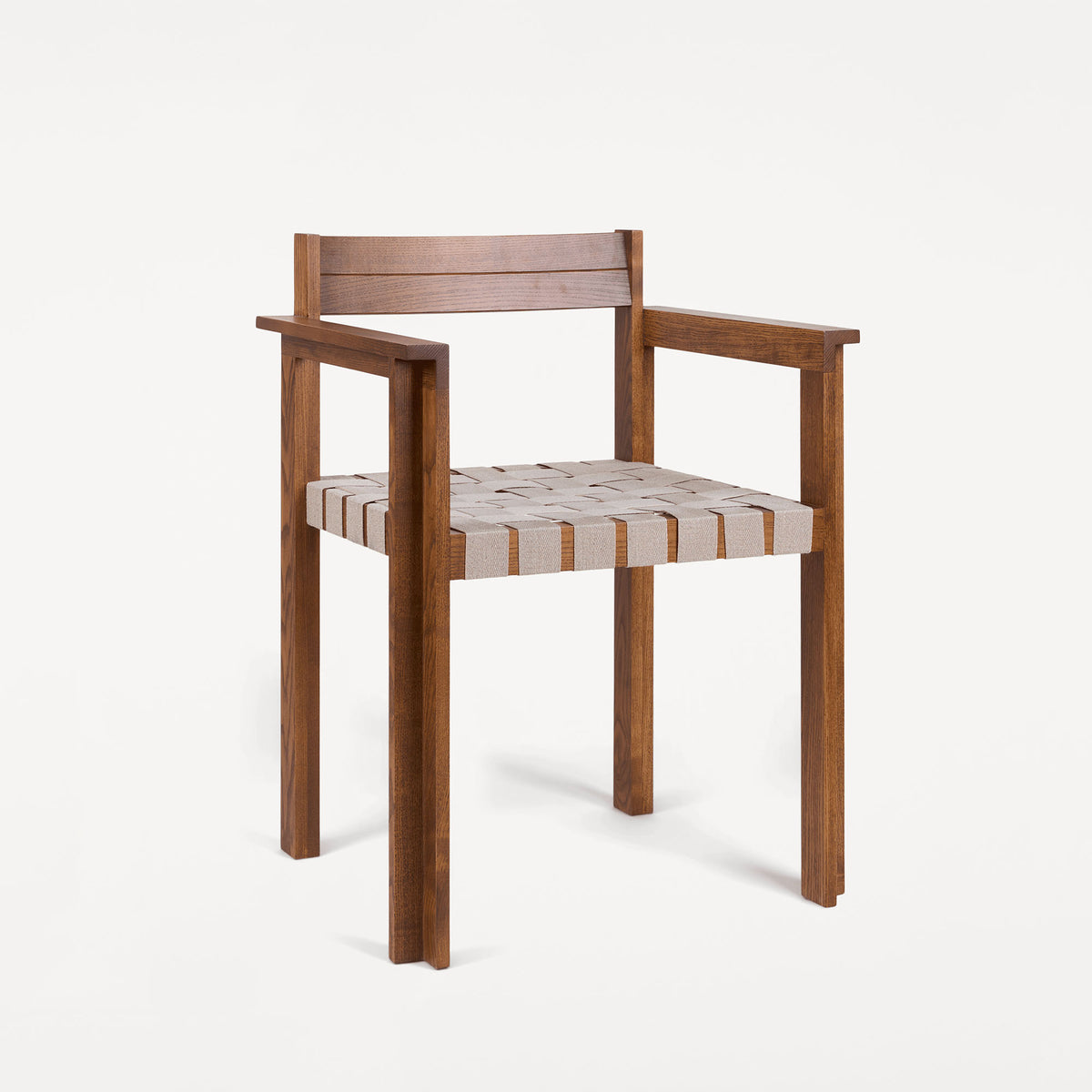 Symmetry Armrest Chair, scaun din lemn cu cotiere