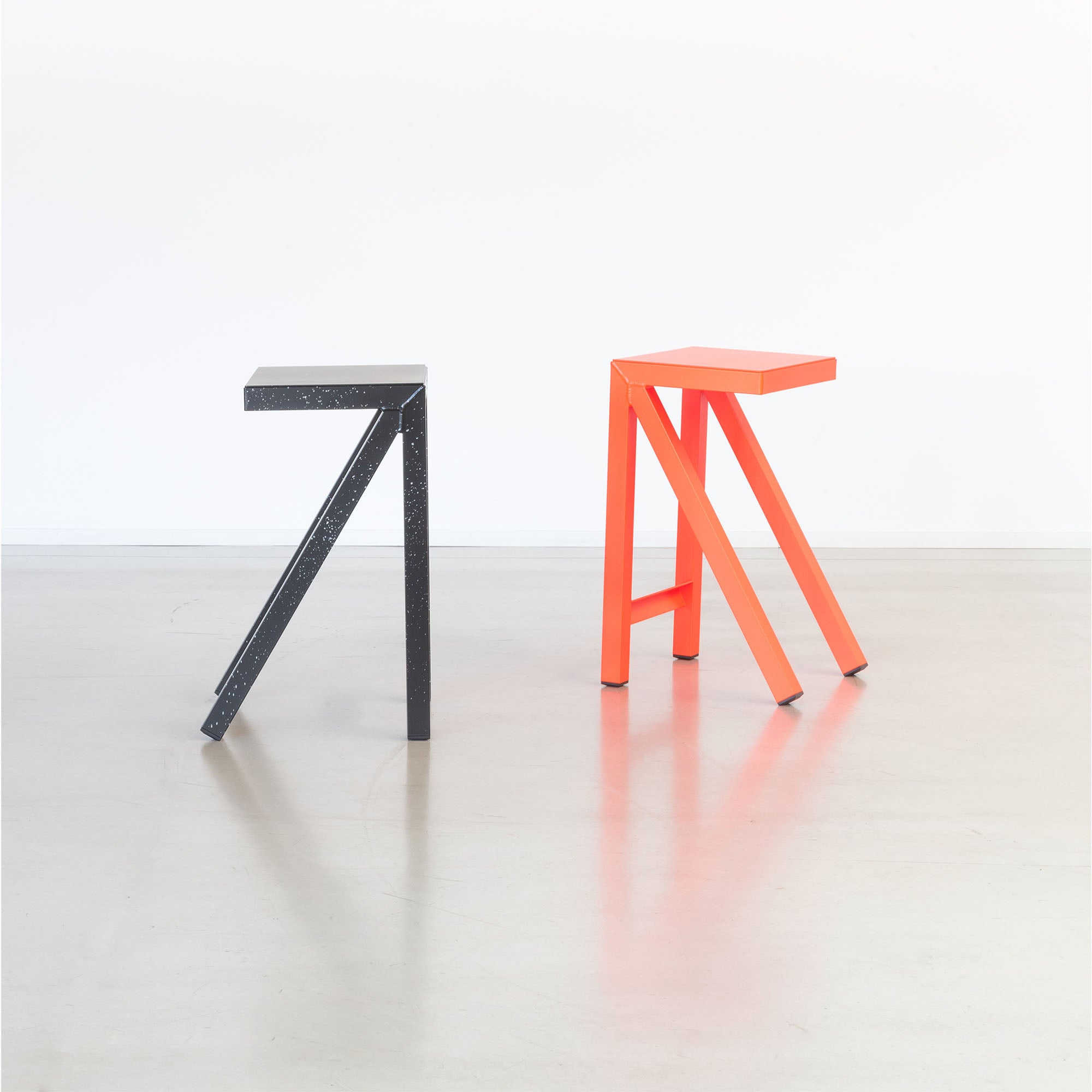 Bureaurama Stool, scaun de bar exterior H62 cm