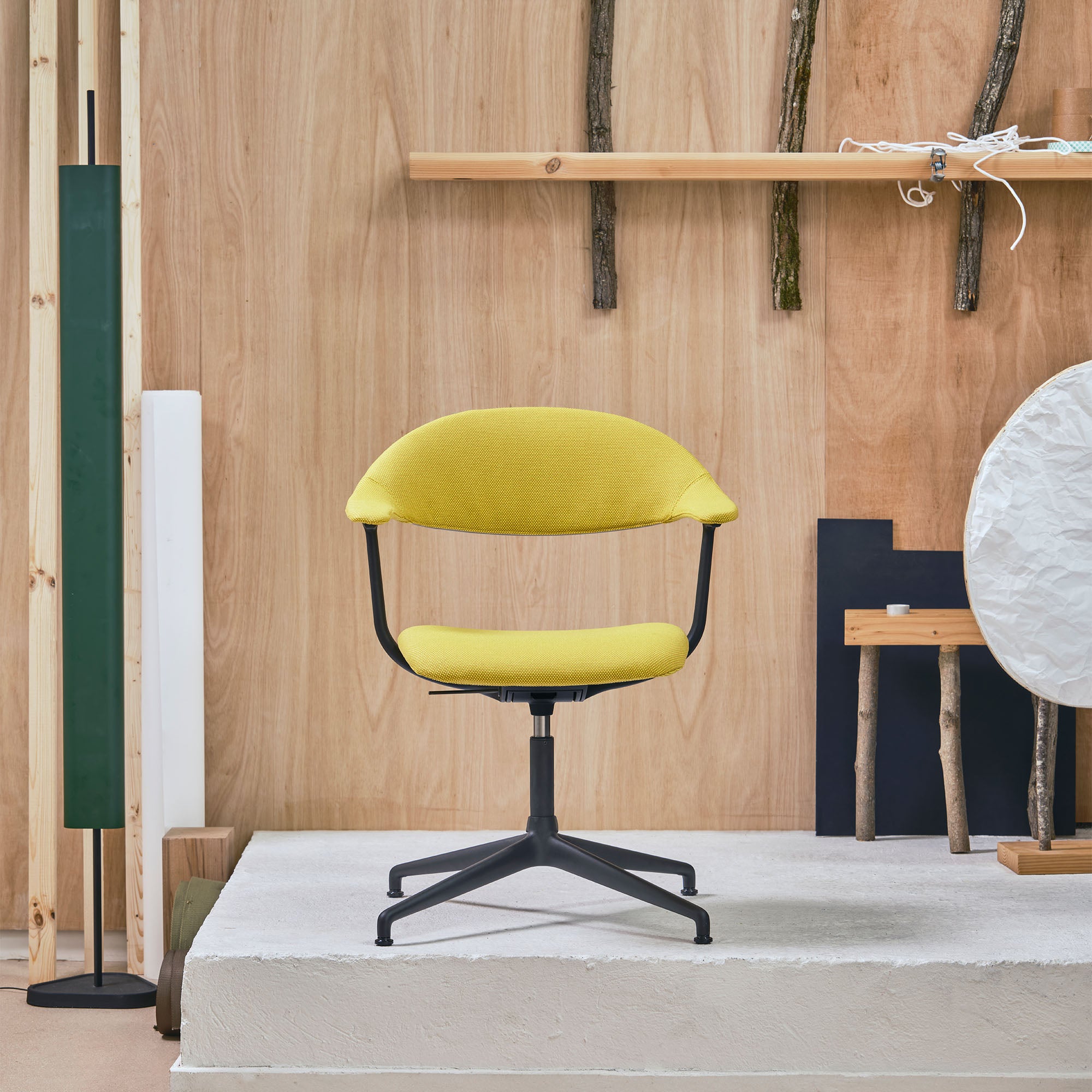 Mynt, scaun de birou cu șezut și spătar tapițat