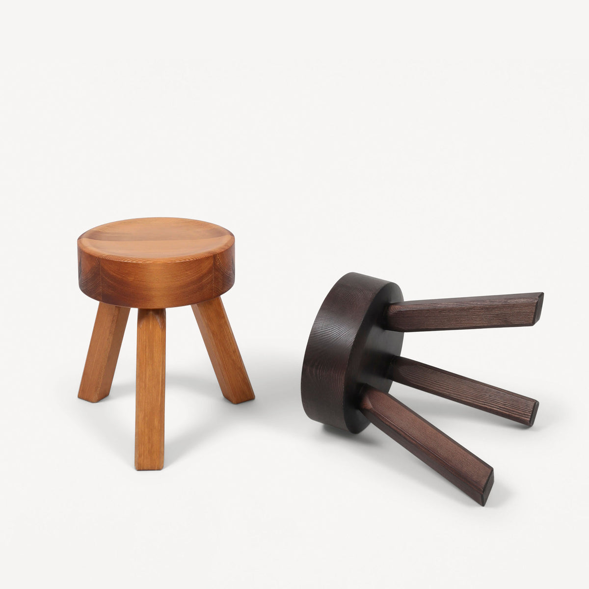 AML Stool, taburet din lemn