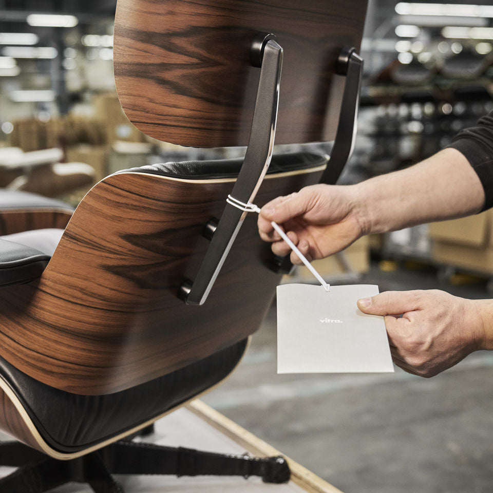Eames Lounge Chair (lemn de palisandru)