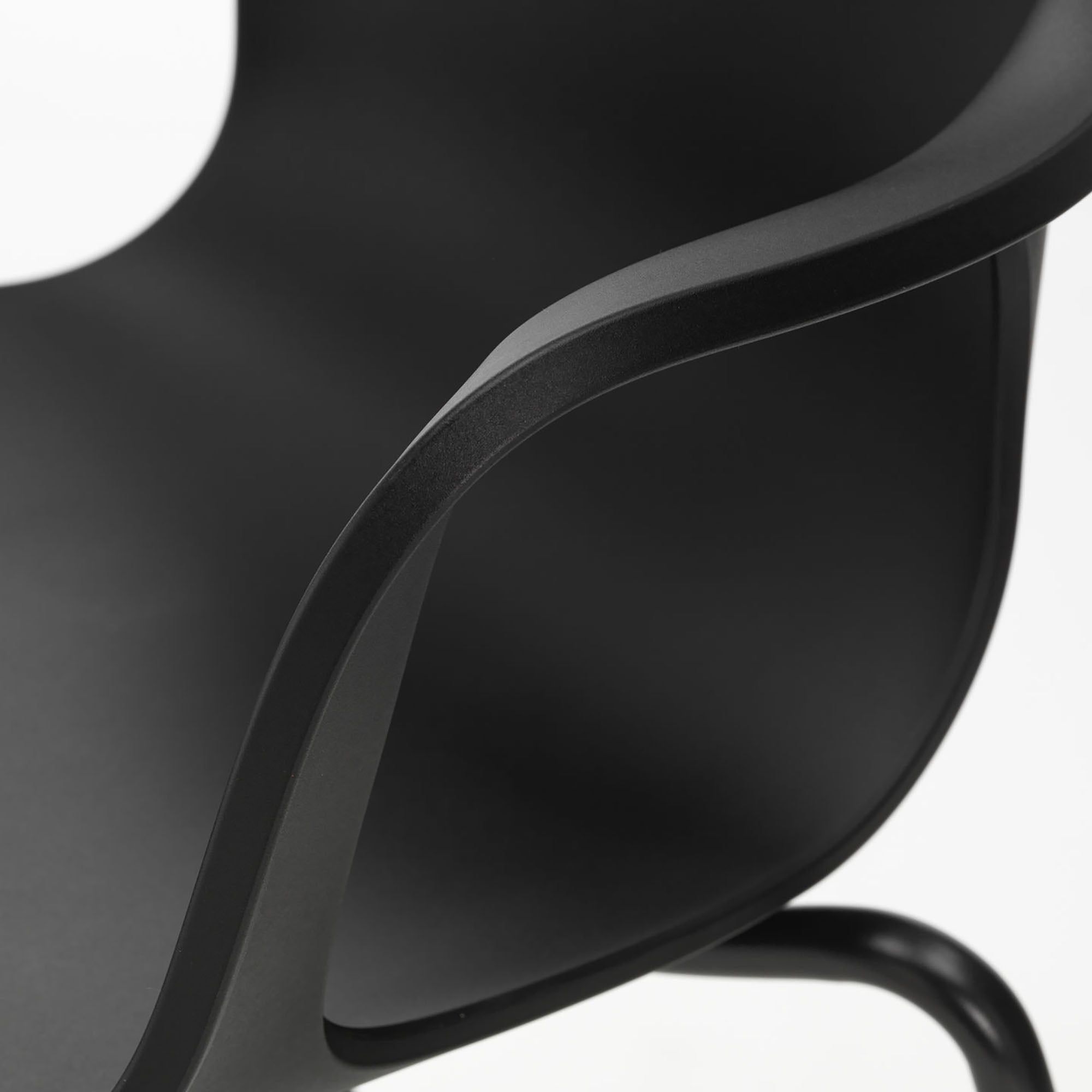 Hal RE Tube Armchair, scaun cu cotiere