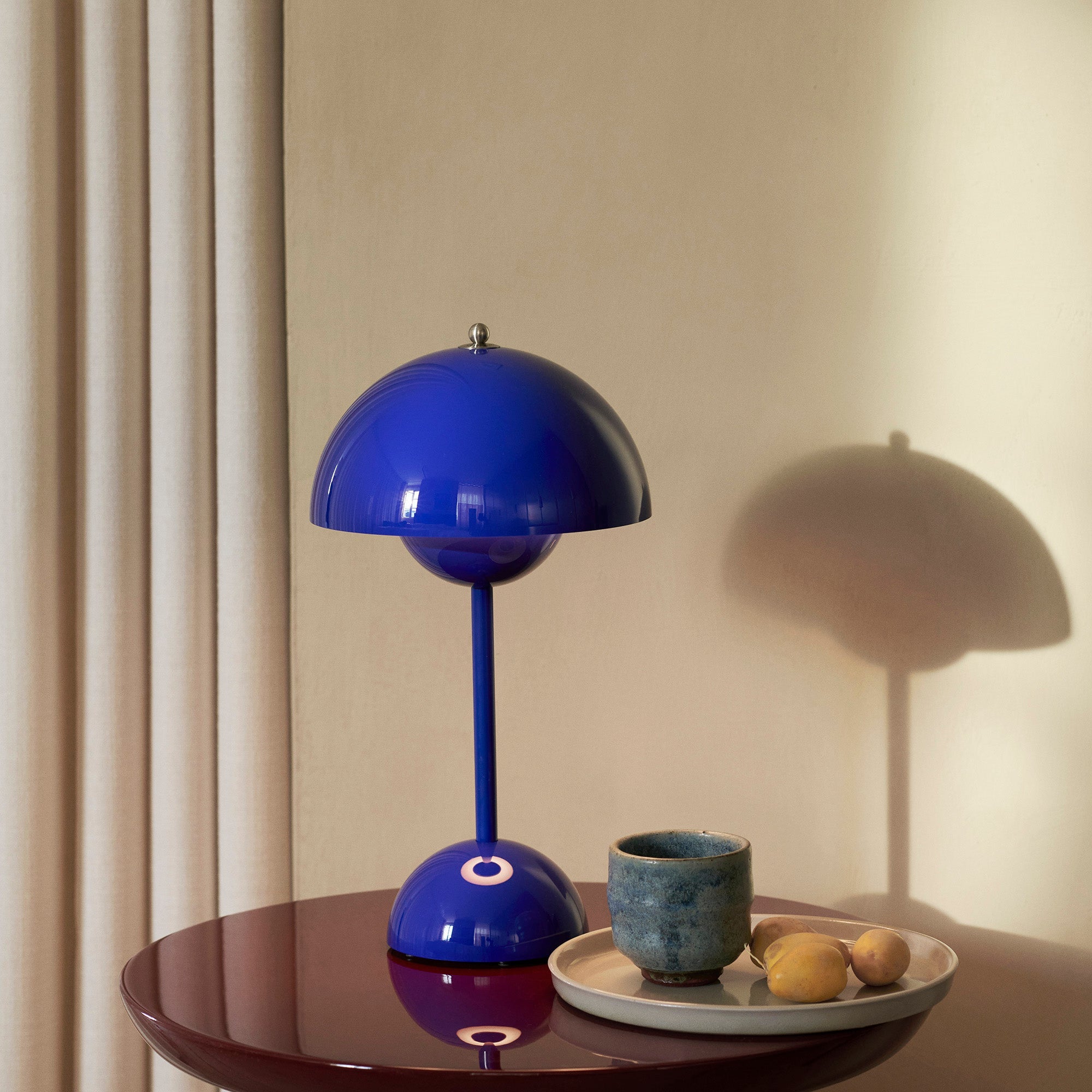 Flowerpot VP9 Cobalt Blue, lampă portabilă