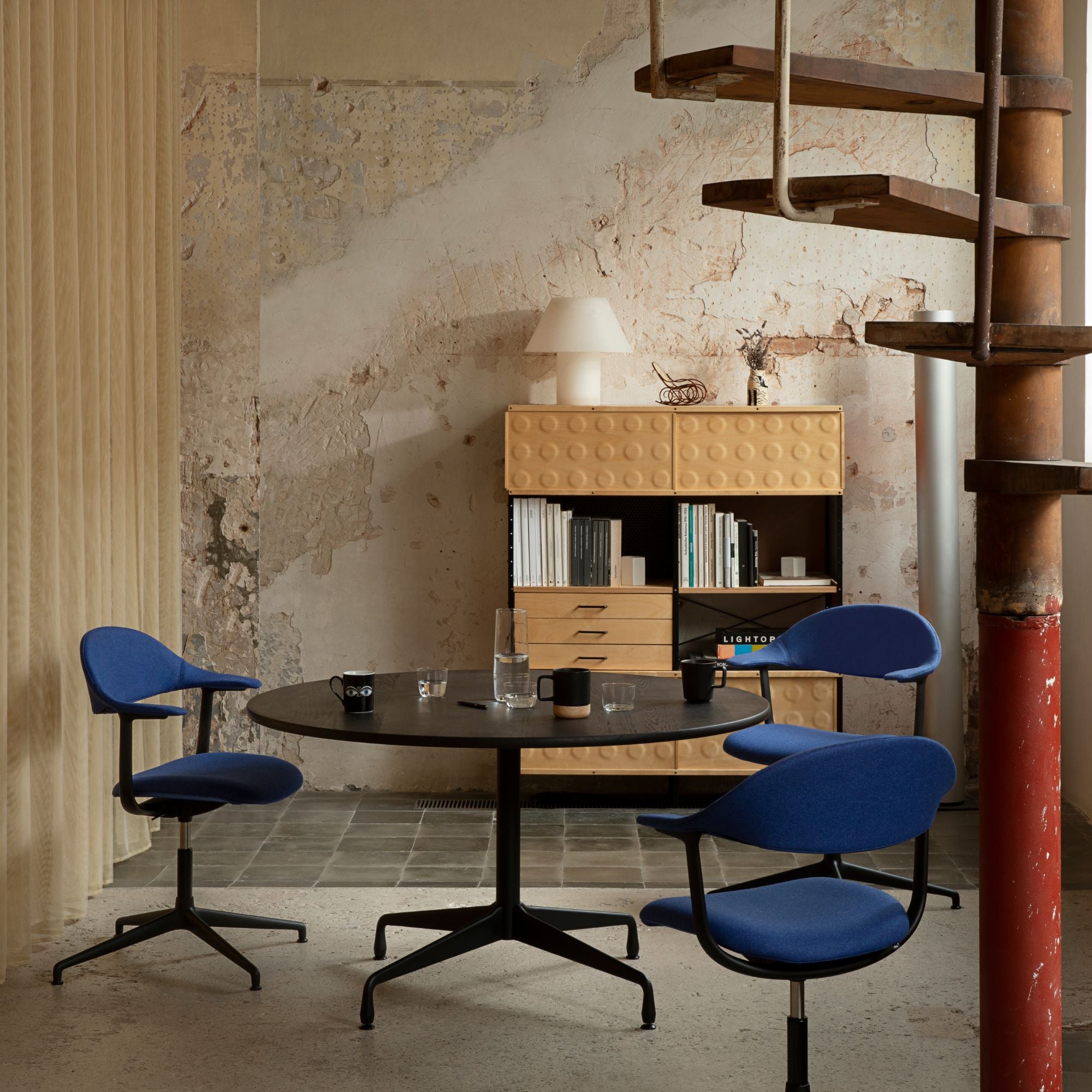 Eames Storage Unit Bookcase, bibliotecă