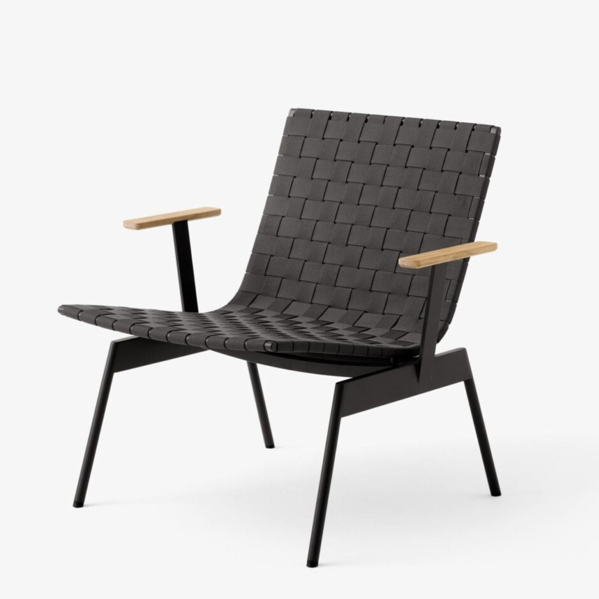 Ville AV45 Lounge Chair, fotoliu de exterior cu cotiere