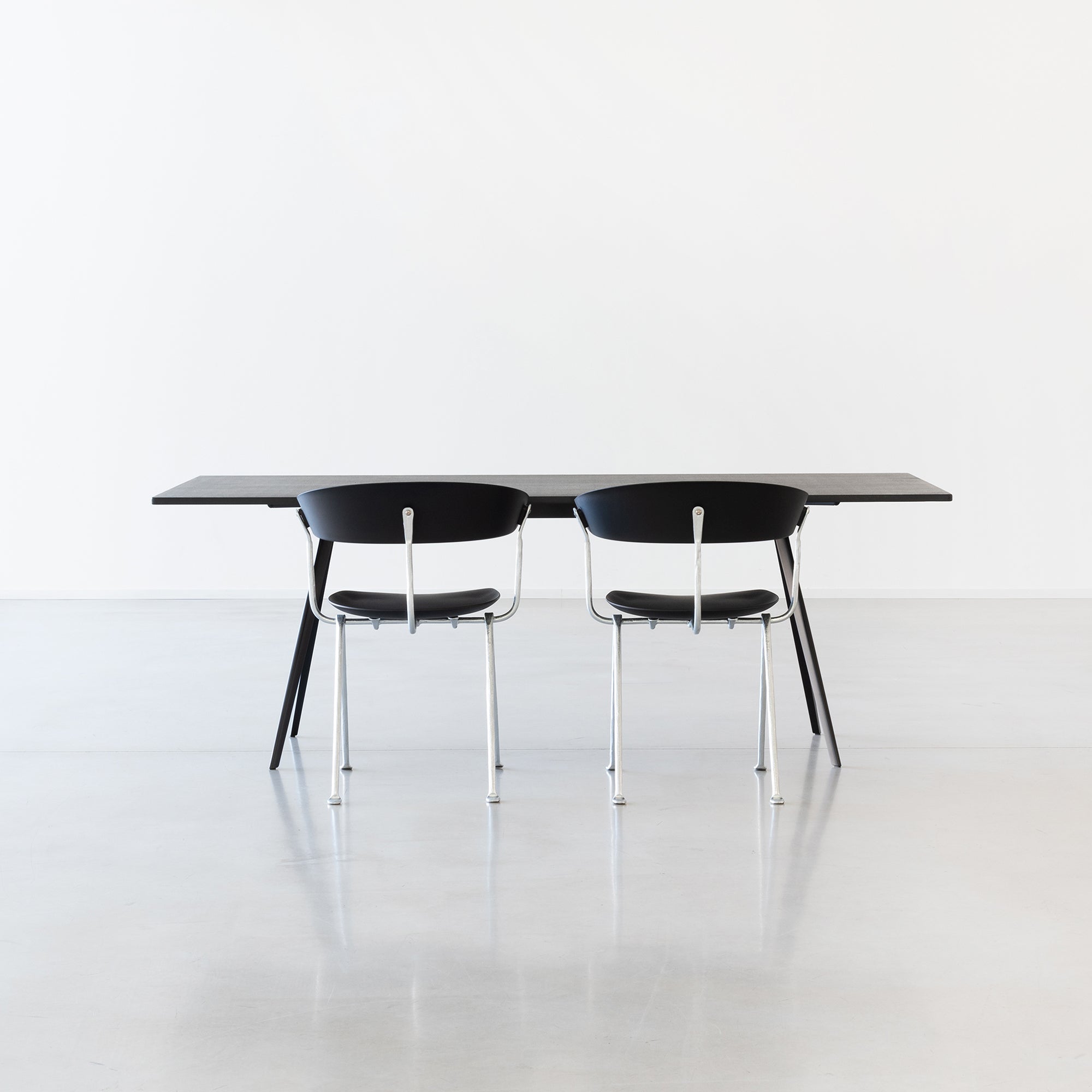 Officina Plastic Chair, scaun din plastic