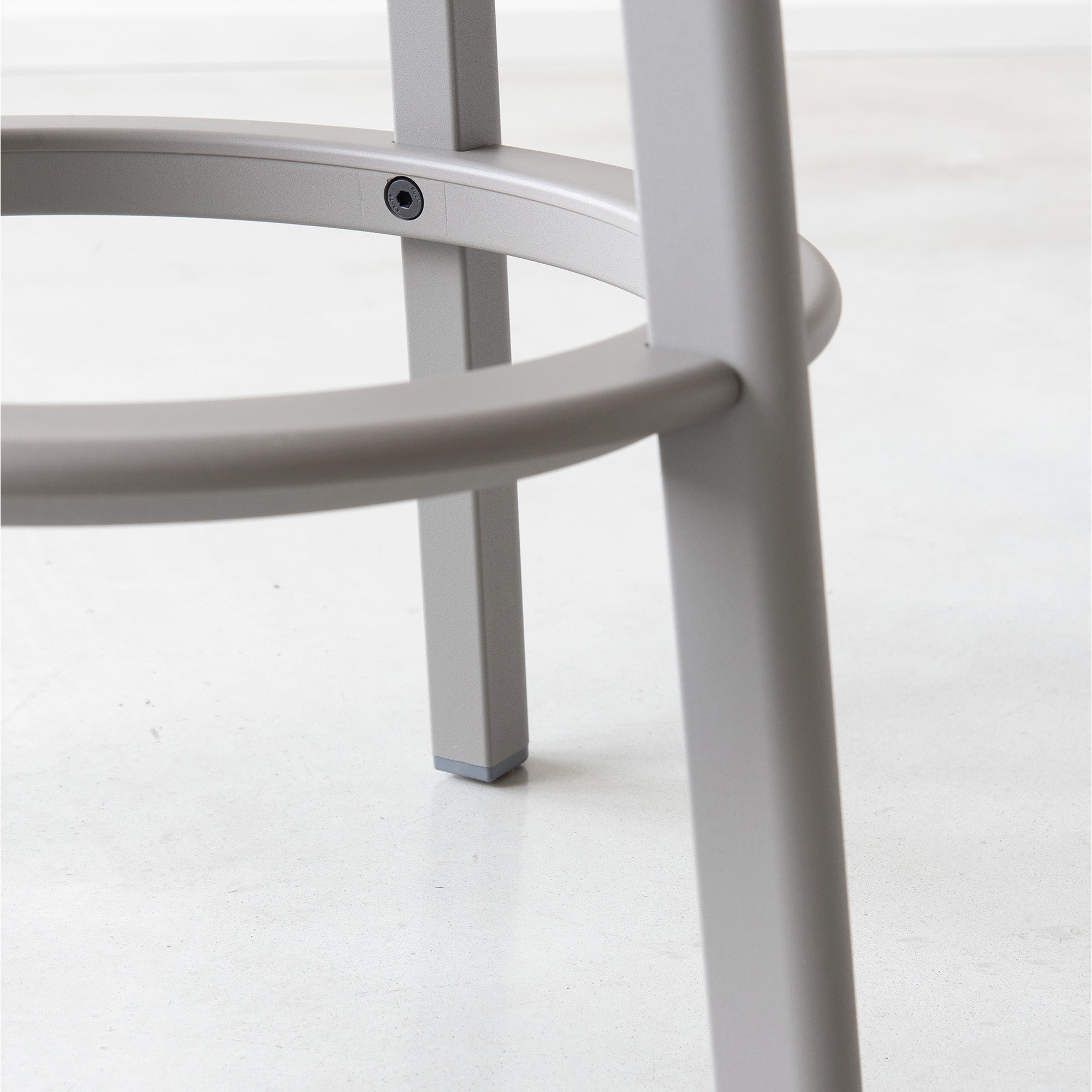 Déjà-vu Stool, scaun de bar exterior H66 cm