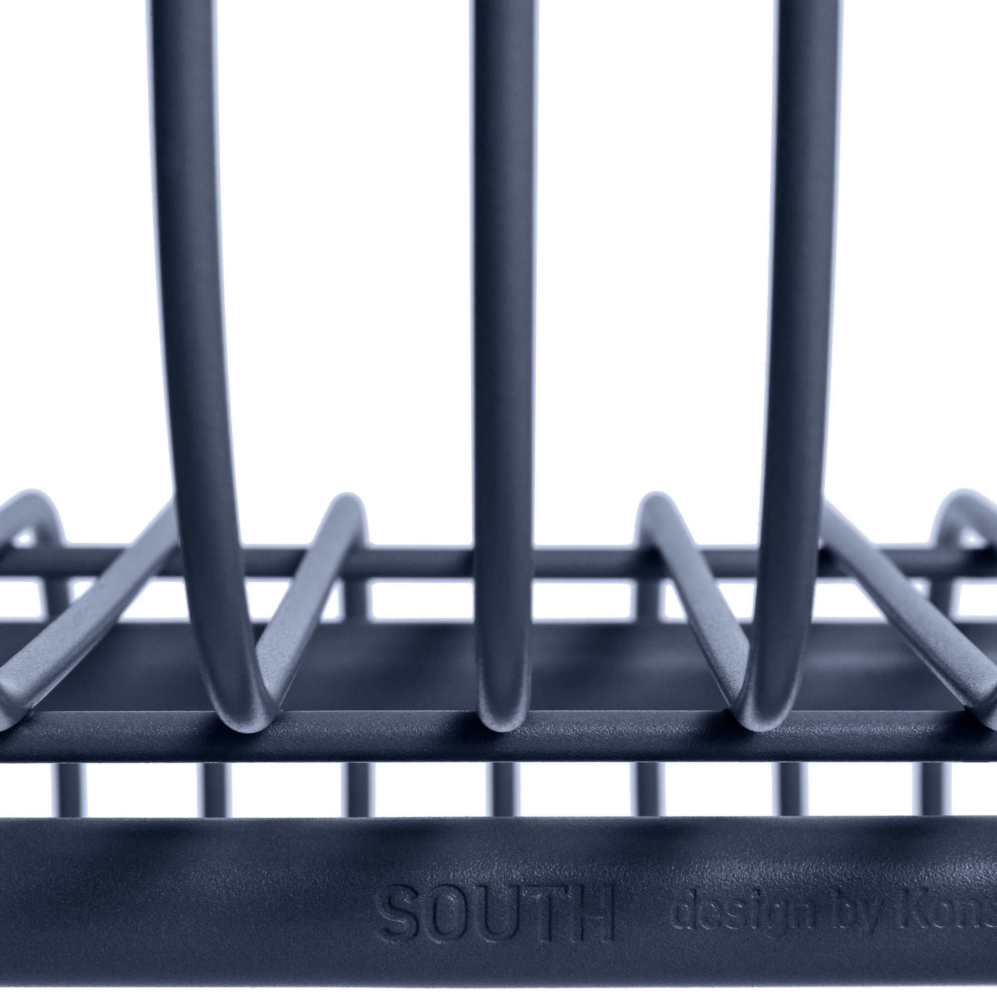 South Armchair, scaun cu cotiere