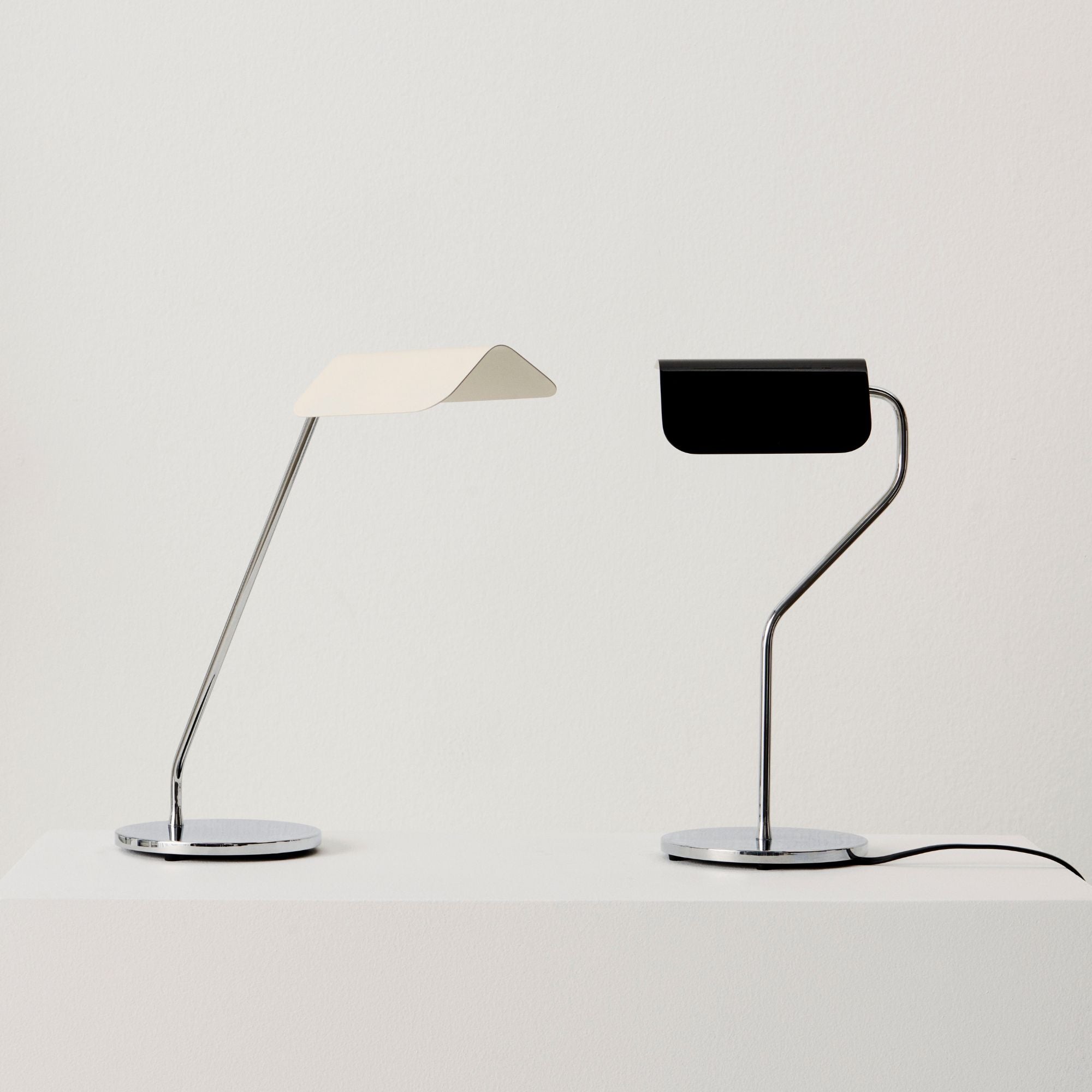 Apex Desk Lamp, lampă de birou