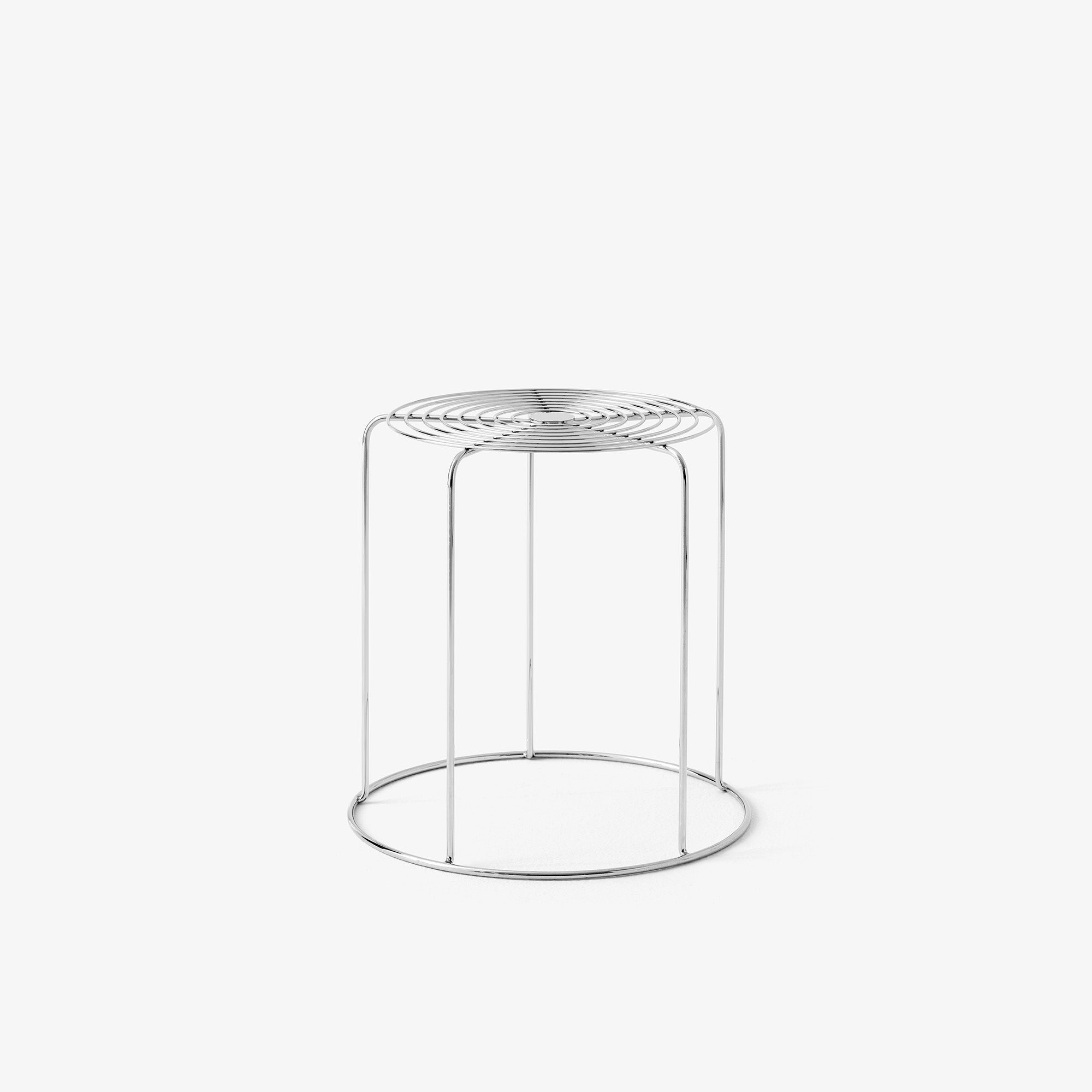 Wire stool, taburet