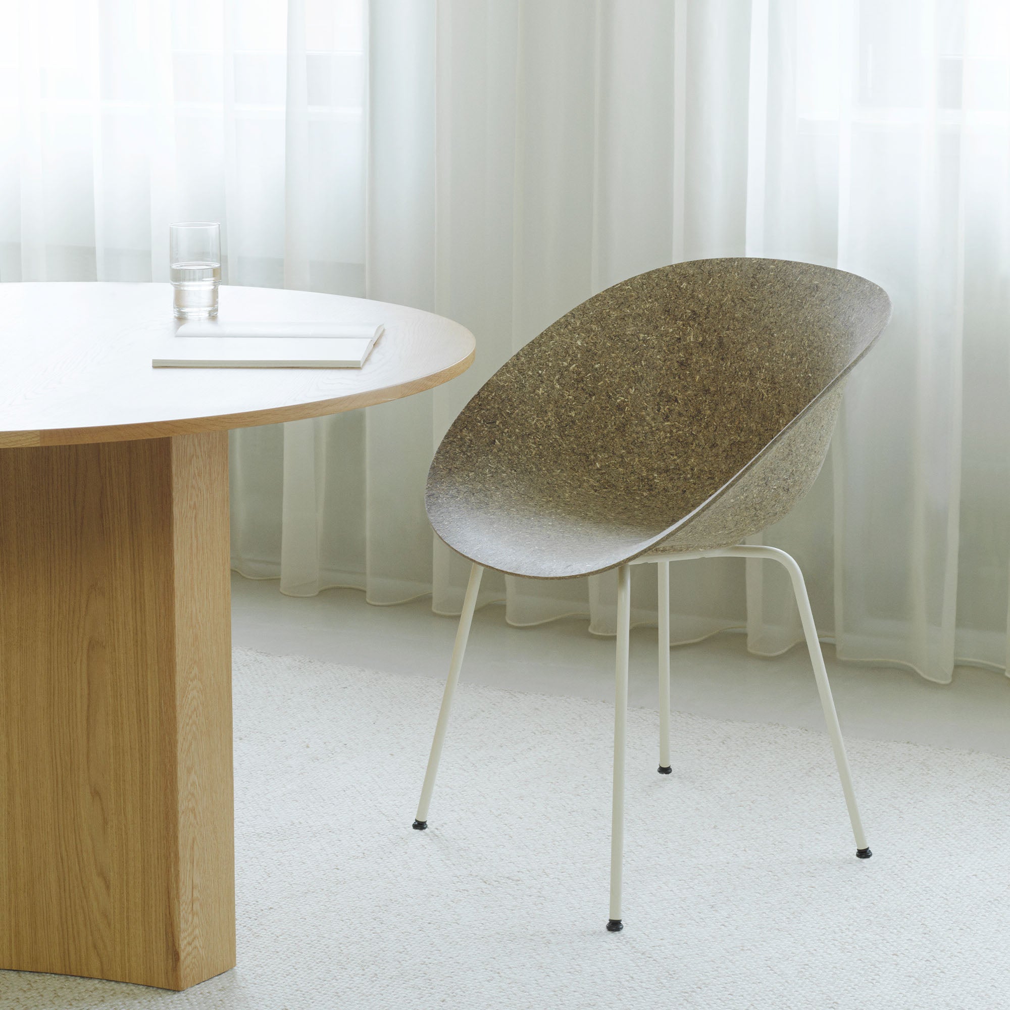 Mat Armchair, scaun de dining cu cotiere