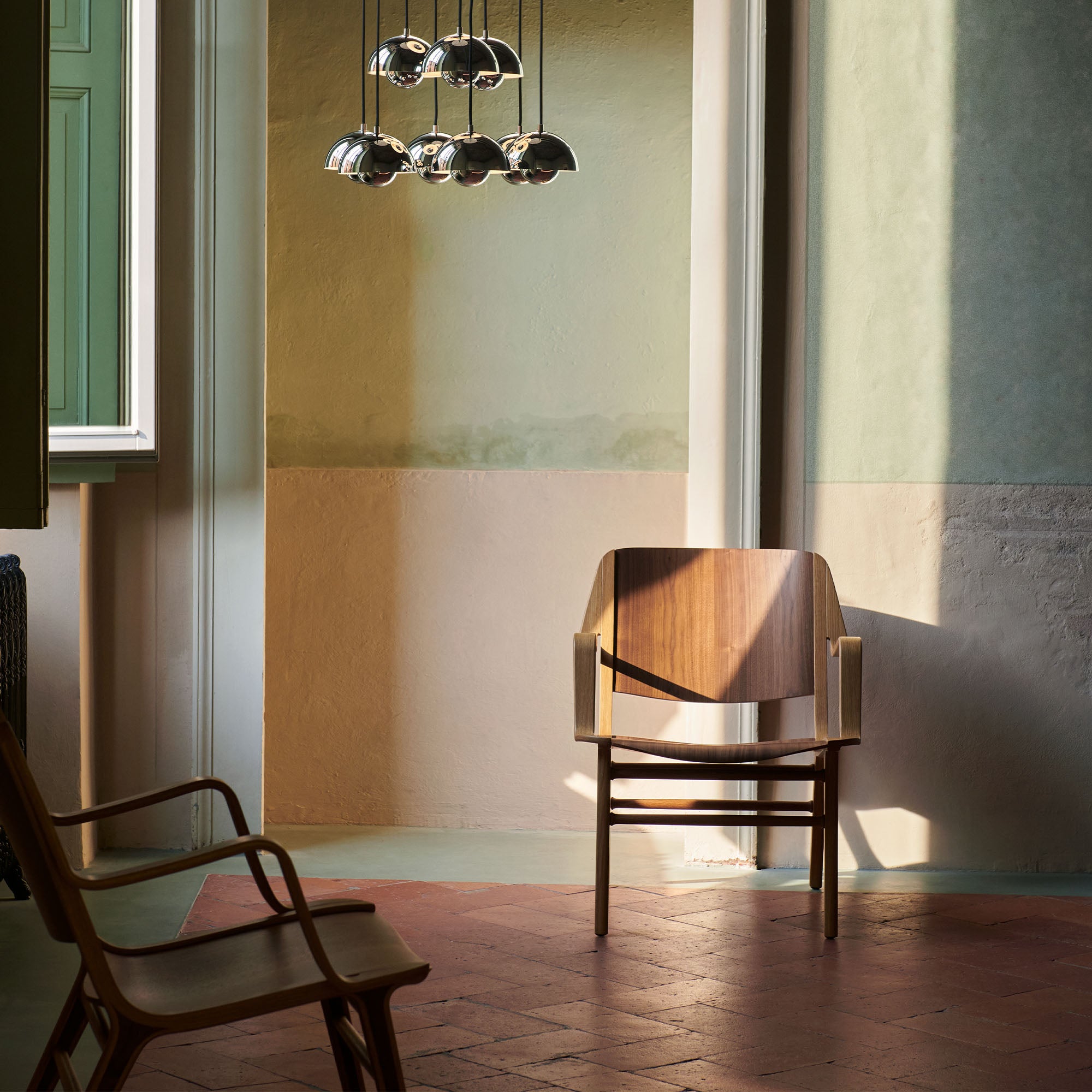 AX HM11 fotoliu din lemn