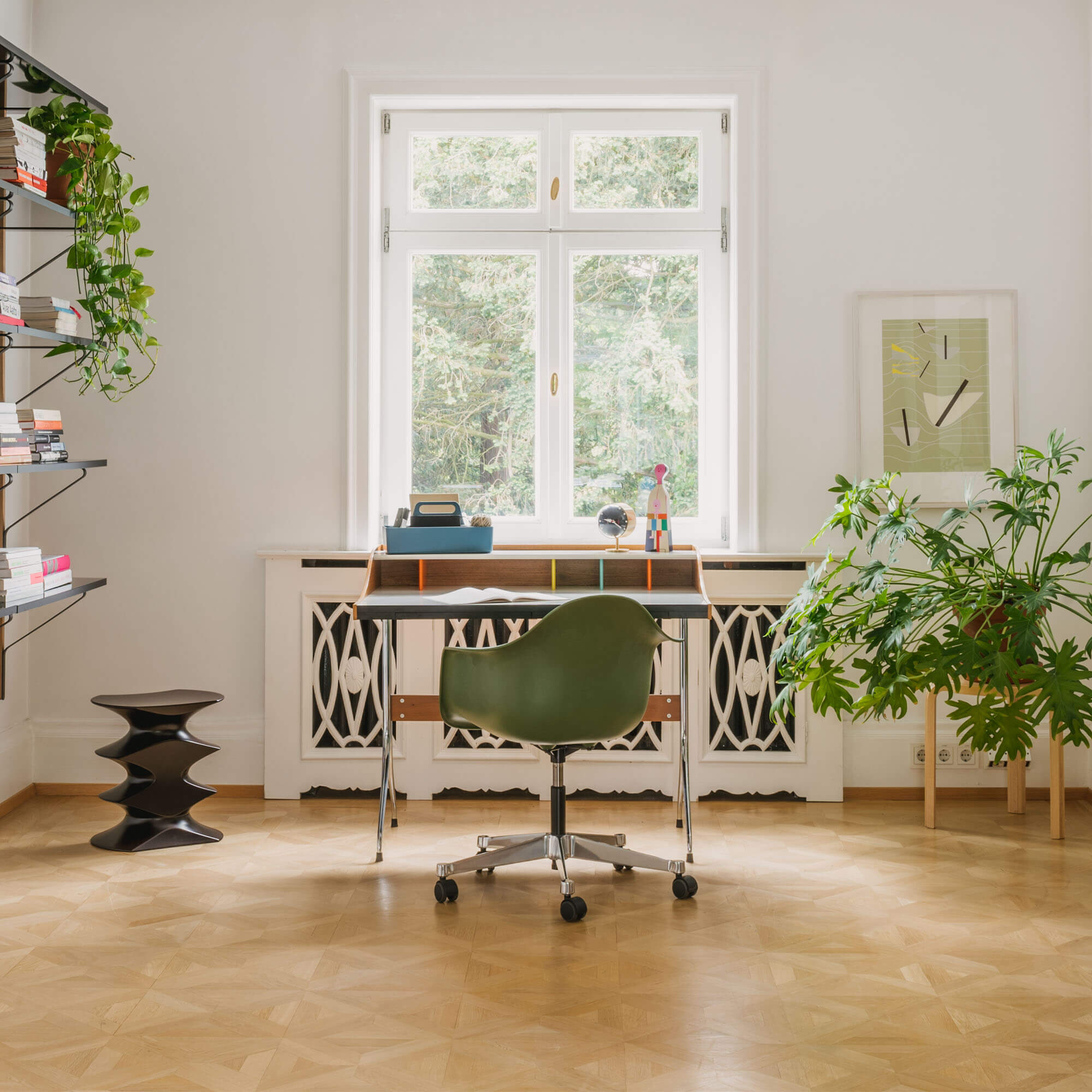 Eames Plastic RE PACC scaun de birou