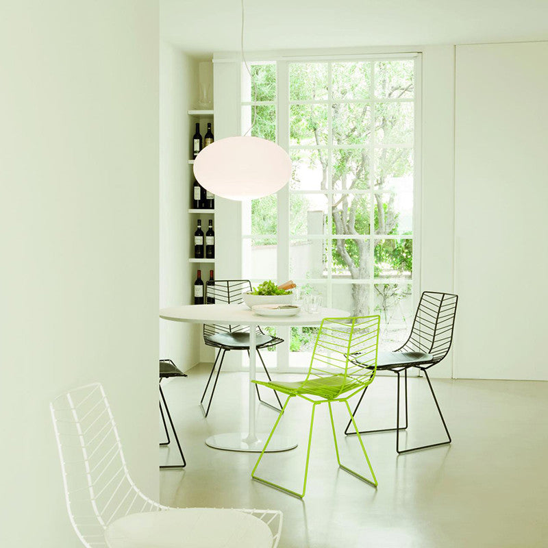 Leaf, scaunul de dining potrivit și pentru exterior, un best-seller Arper